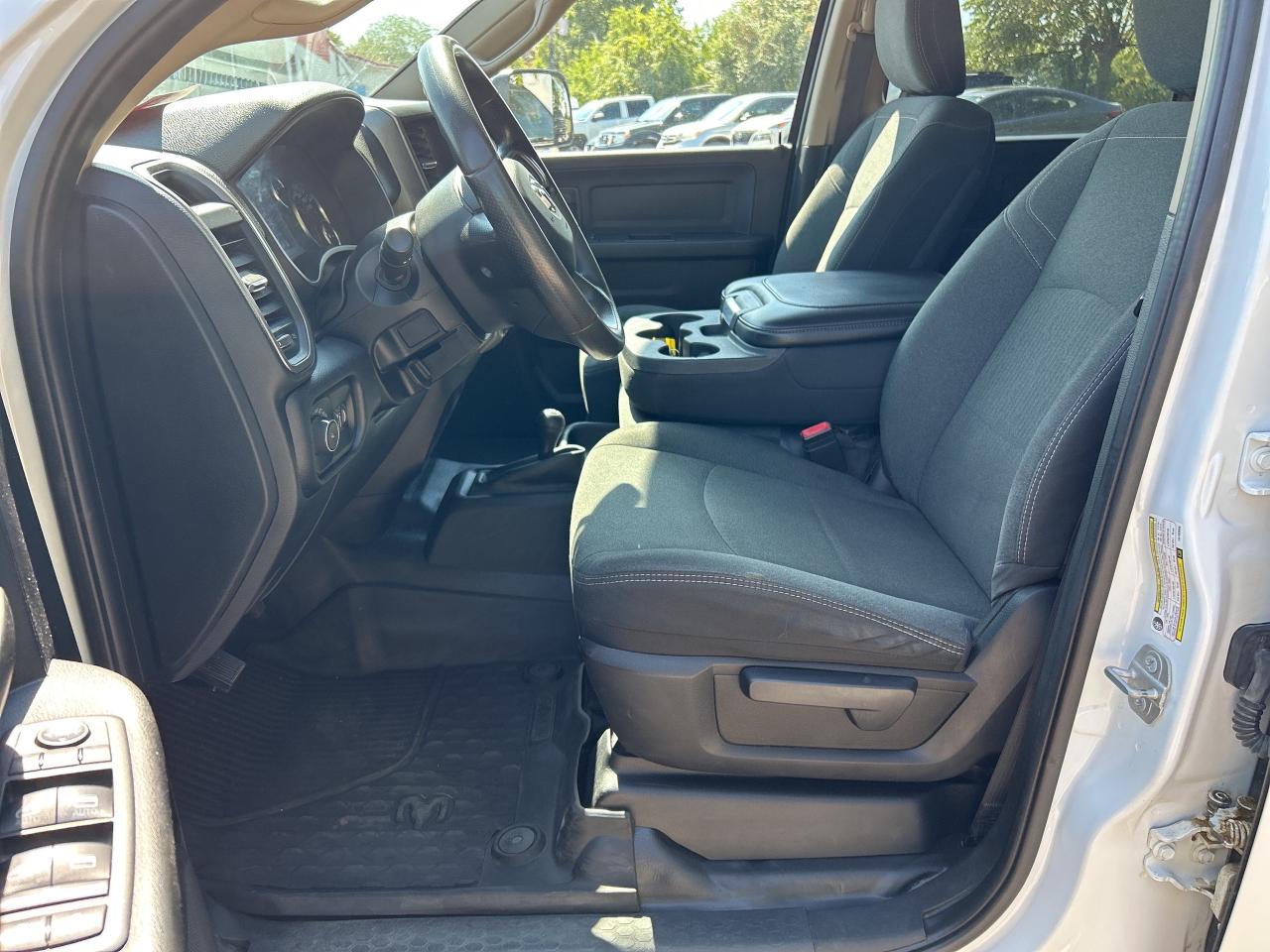 2020 RAM 3500 TRADESMAN, CLEAN CARFAX, ELECTRIC BRAKE CONTROL! - Photo #15