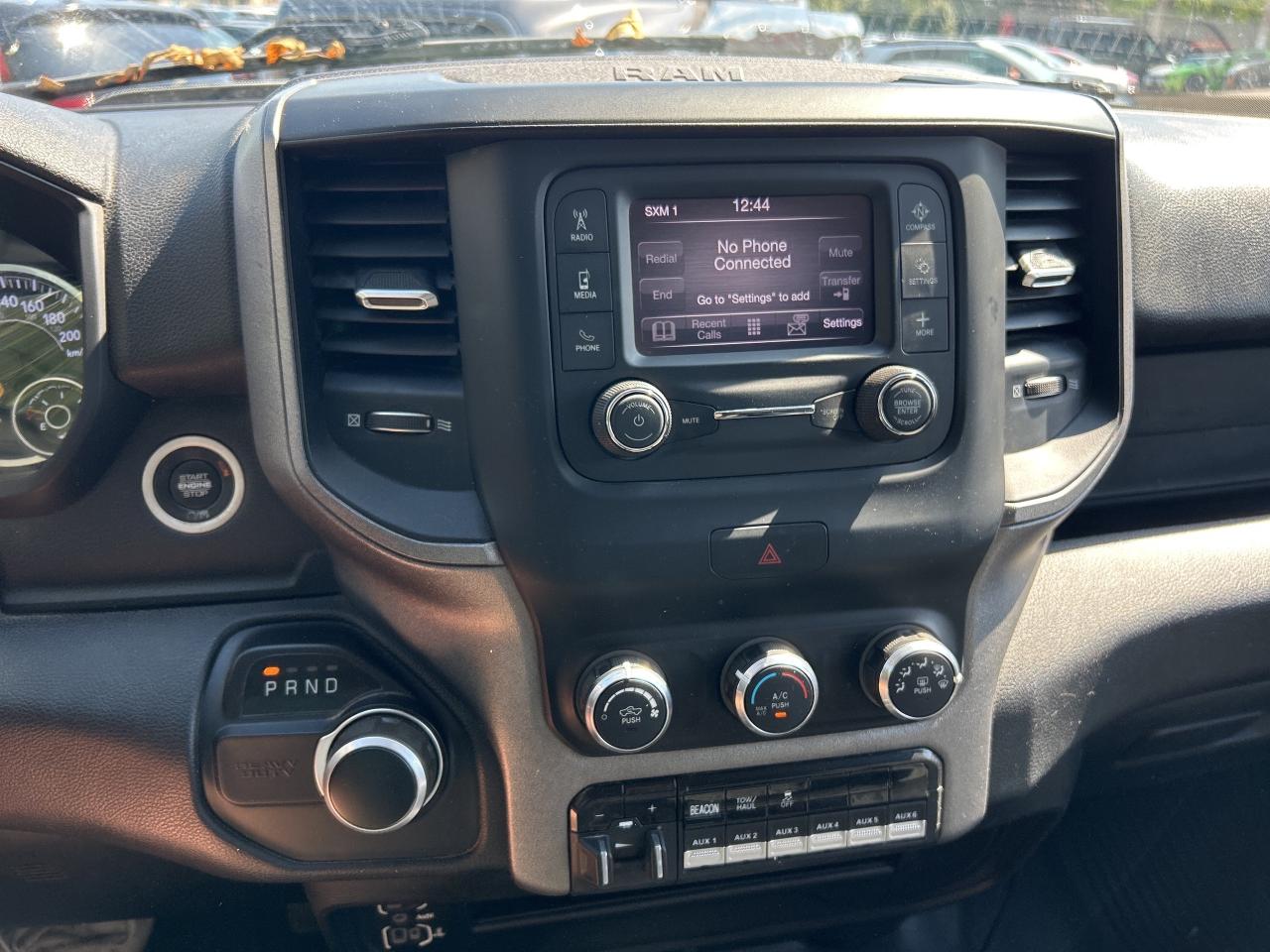 2020 RAM 3500 TRADESMAN, CLEAN CARFAX, ELECTRIC BRAKE CONTROL! - Photo #18