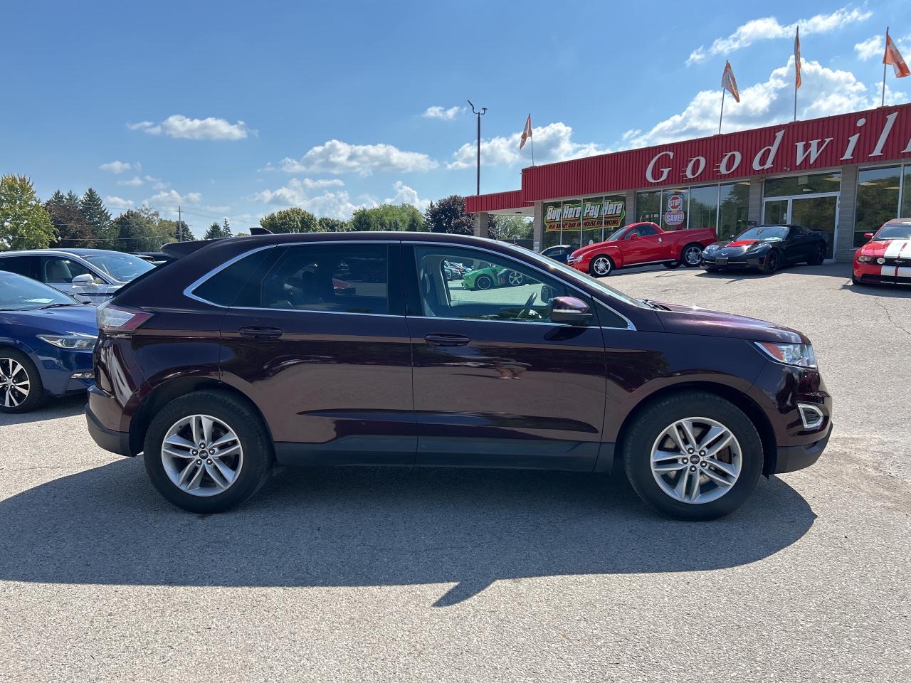 2018 Ford Edge SEL, CLEAN CARFAX, AWD, HEATED SEATS & WHEEL! - Photo #5