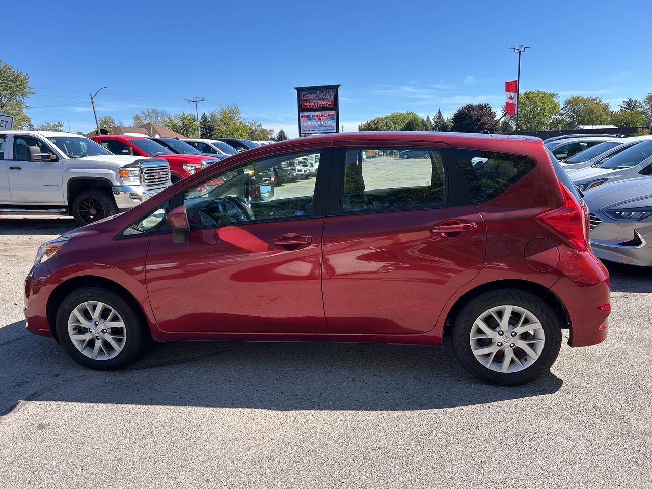 2019 Nissan Versa Note SV, HATCH BACK, GOOD MILEAGE, HEATED SEATS! Photo