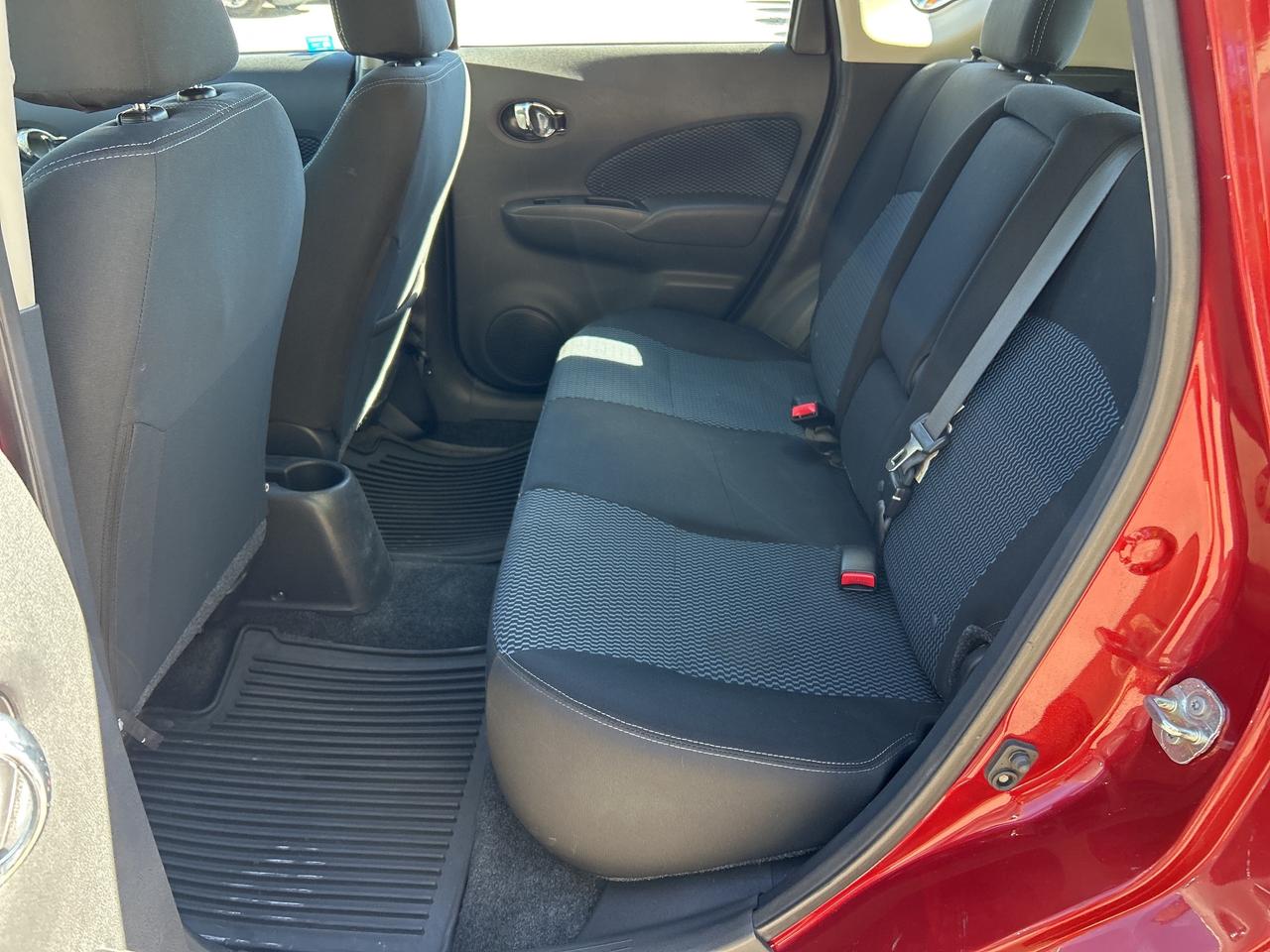 2019 Nissan Versa Note SV, HATCH BACK, GOOD MILEAGE, HEATED SEATS! Photo