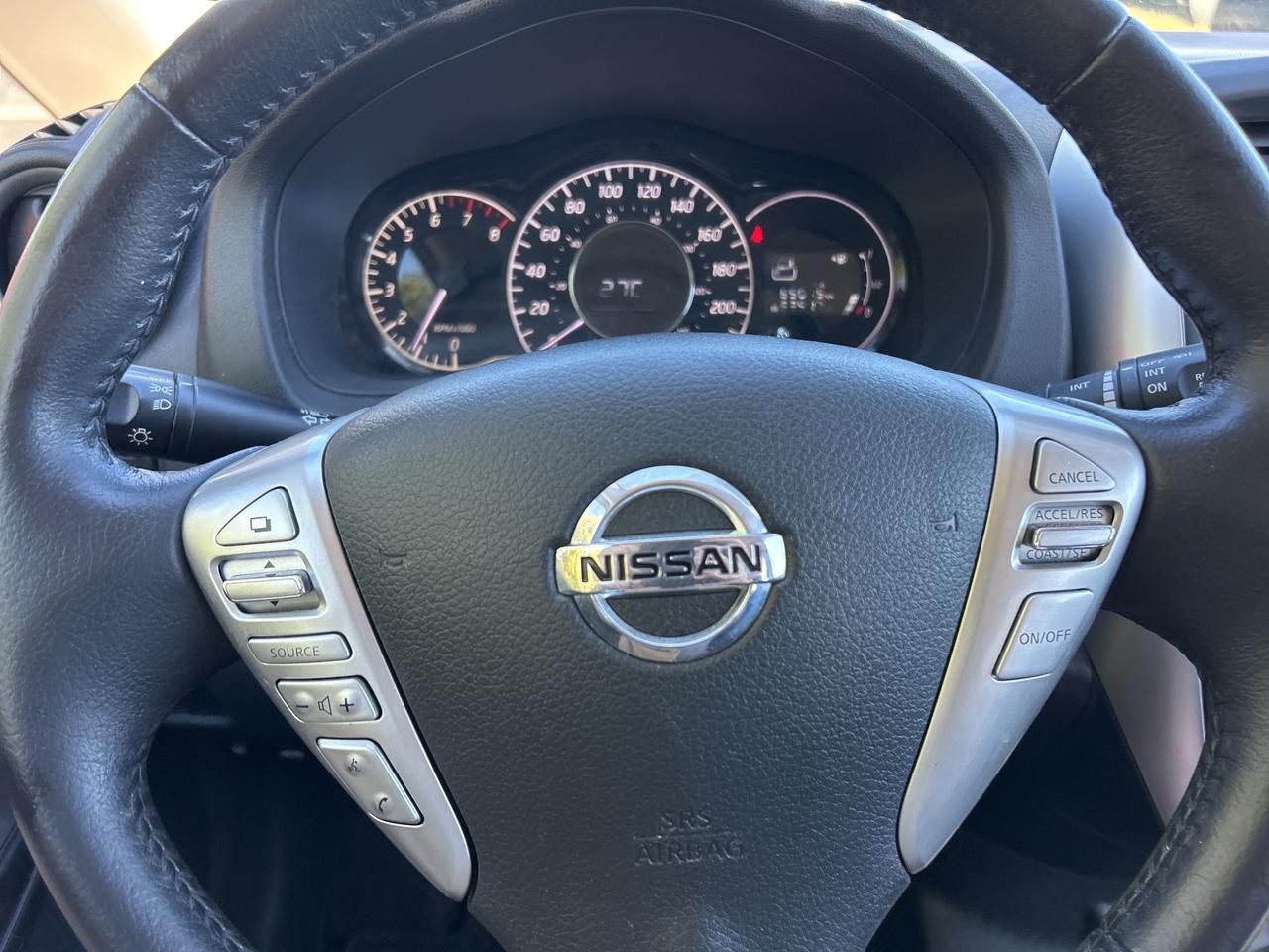 2019 Nissan Versa Note SV, HATCH BACK, GOOD MILEAGE, HEATED SEATS! Photo