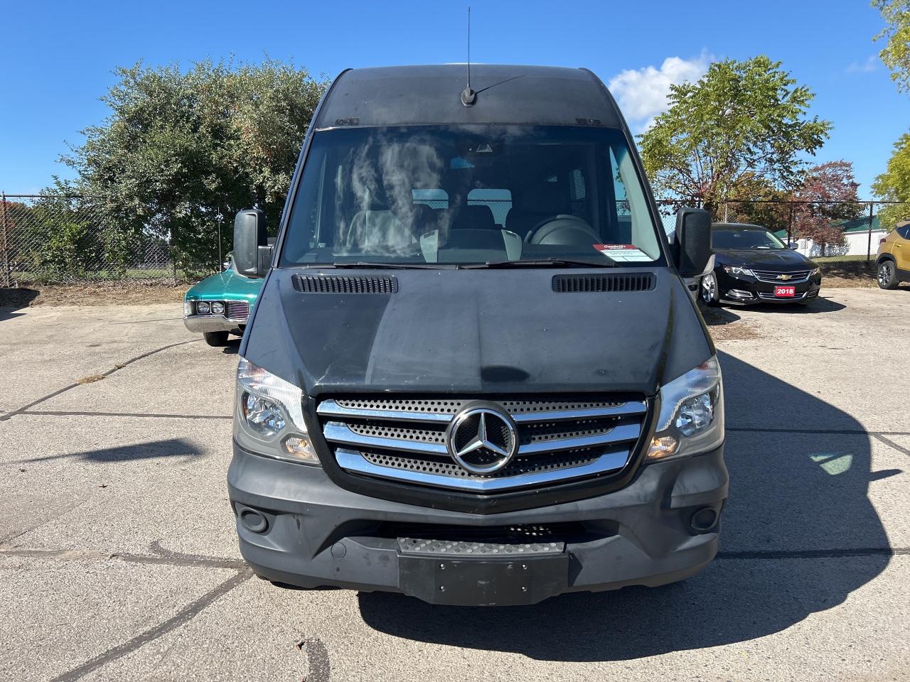 2018 Mercedes-Benz Sprinter Passenger Van 2500 HIGH ROOF, CLEAN CARFAX, DIESEL, 12 PASSENGER - Photo #3