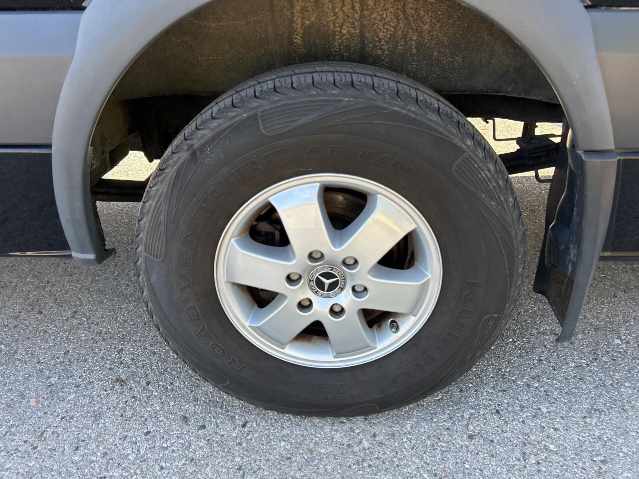 2018 Mercedes-Benz Sprinter Passenger Van 2500 HIGH ROOF, CLEAN CARFAX, DIESEL, 12 PASSENGER - Photo #10