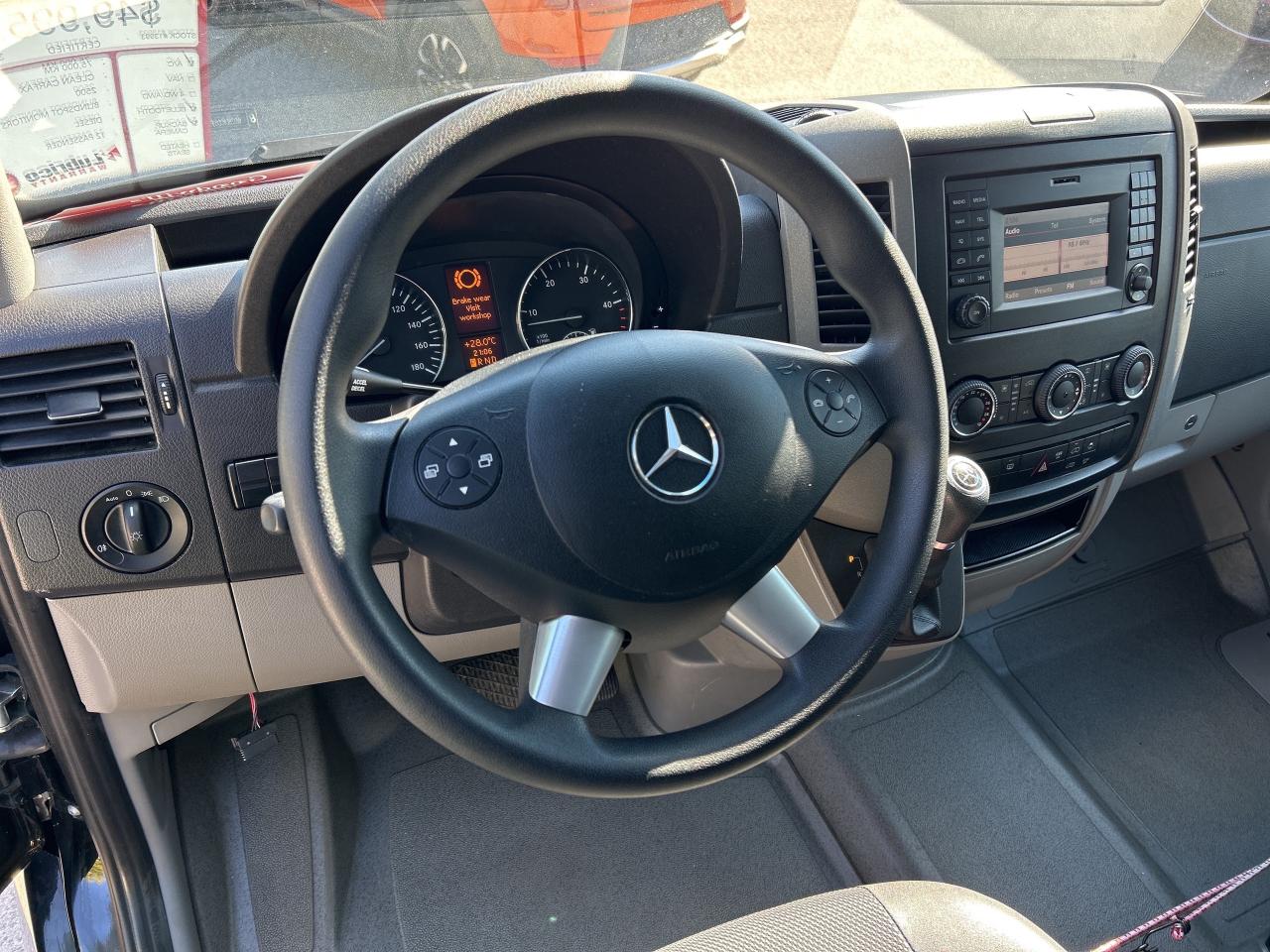 2018 Mercedes-Benz Sprinter Passenger Van 2500 HIGH ROOF, CLEAN CARFAX, DIESEL, 12 PASSENGER - Photo #14