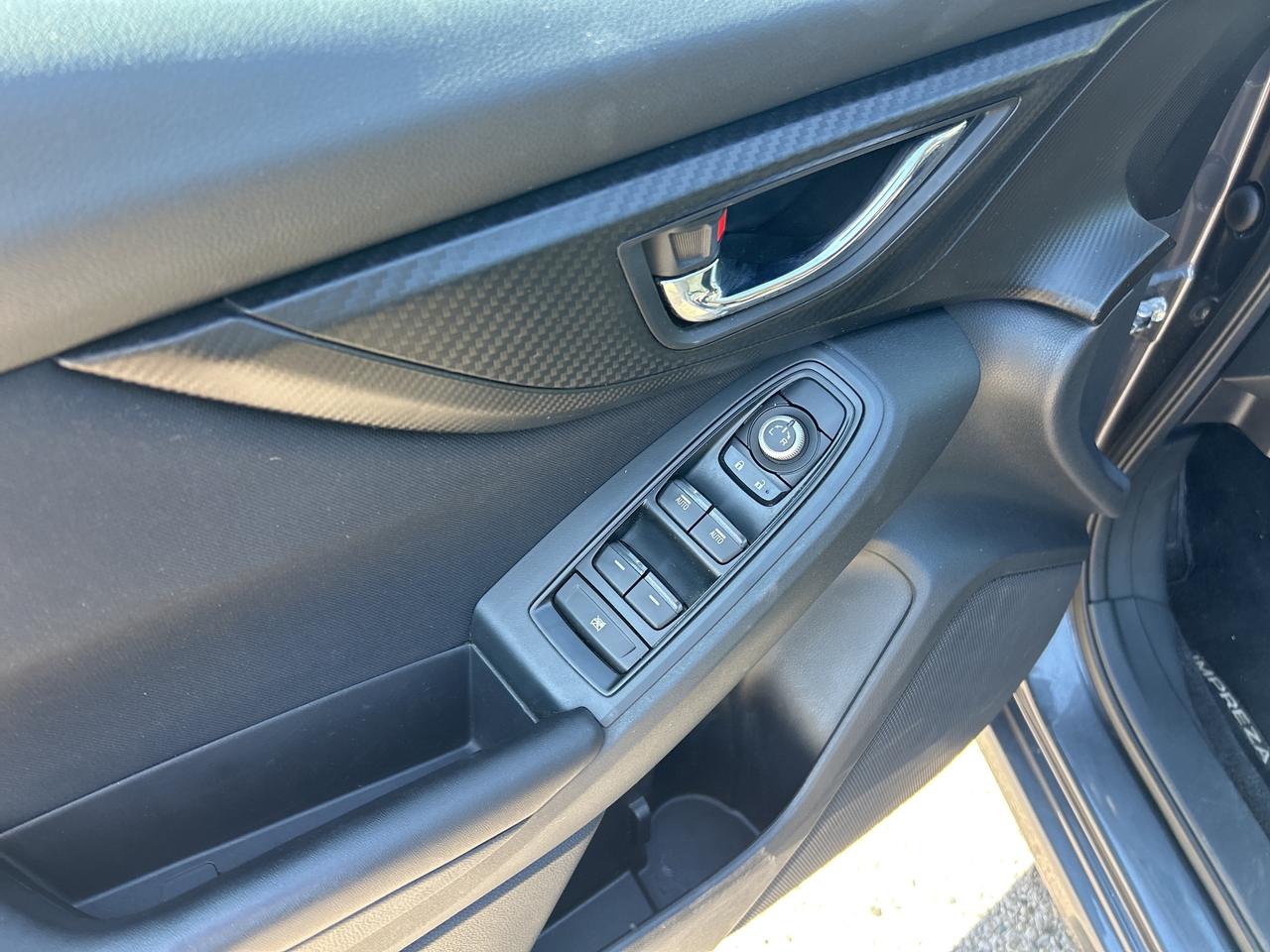 2018 Subaru Impreza CLEAN CARFAX, BACK UP CAMERA, HEATED SEATS! - Photo #11