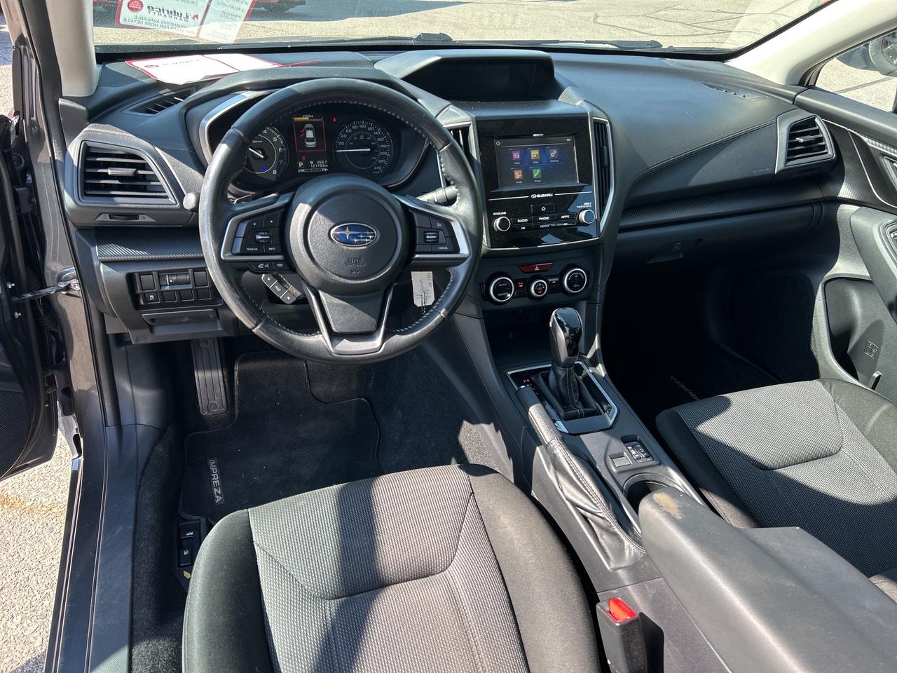2018 Subaru Impreza CLEAN CARFAX, BACK UP CAMERA, HEATED SEATS! Photo