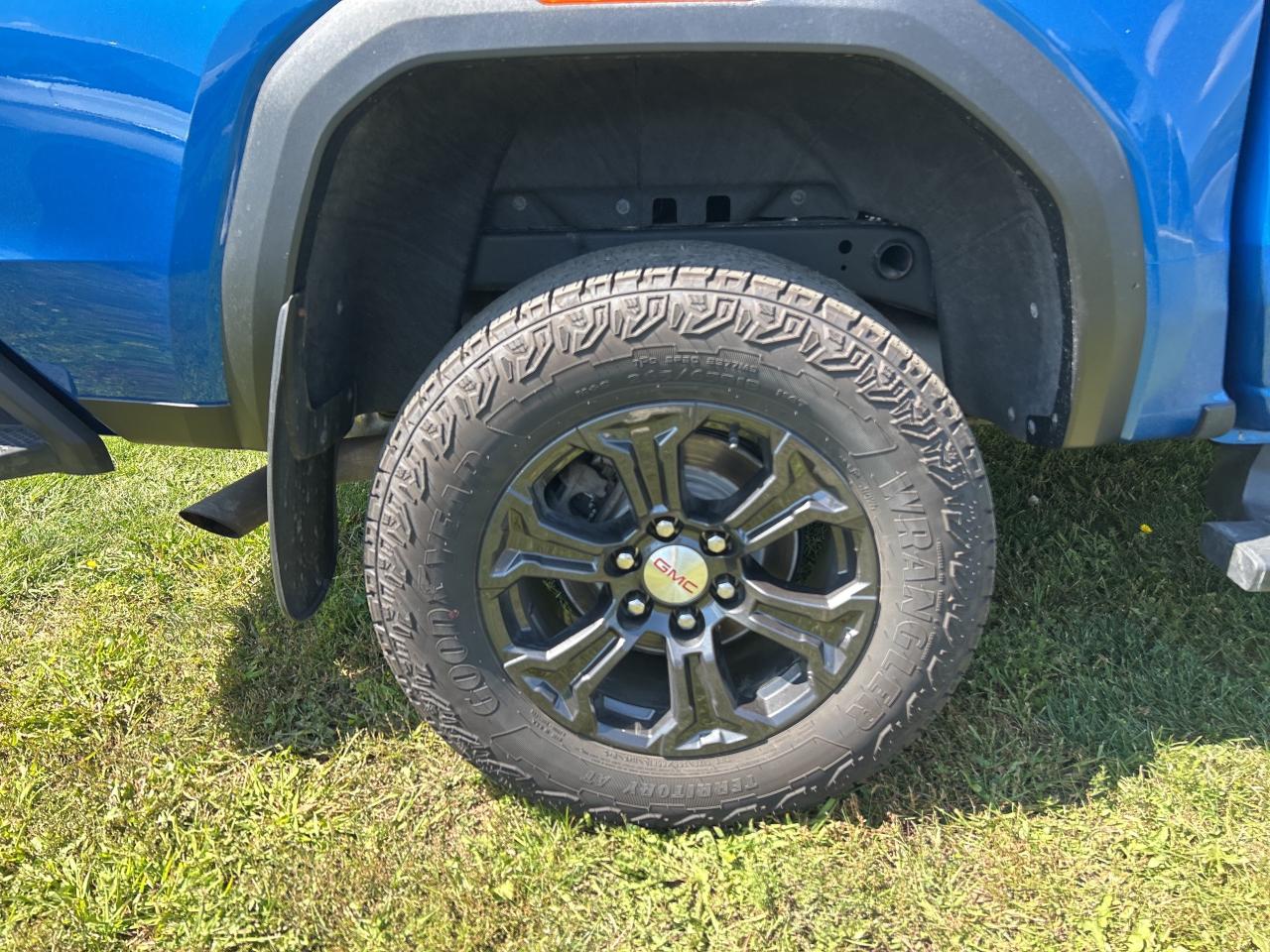 2024 GMC Canyon ELEVATION, REMOTE START, HEATED LEATHER! - Photo #6