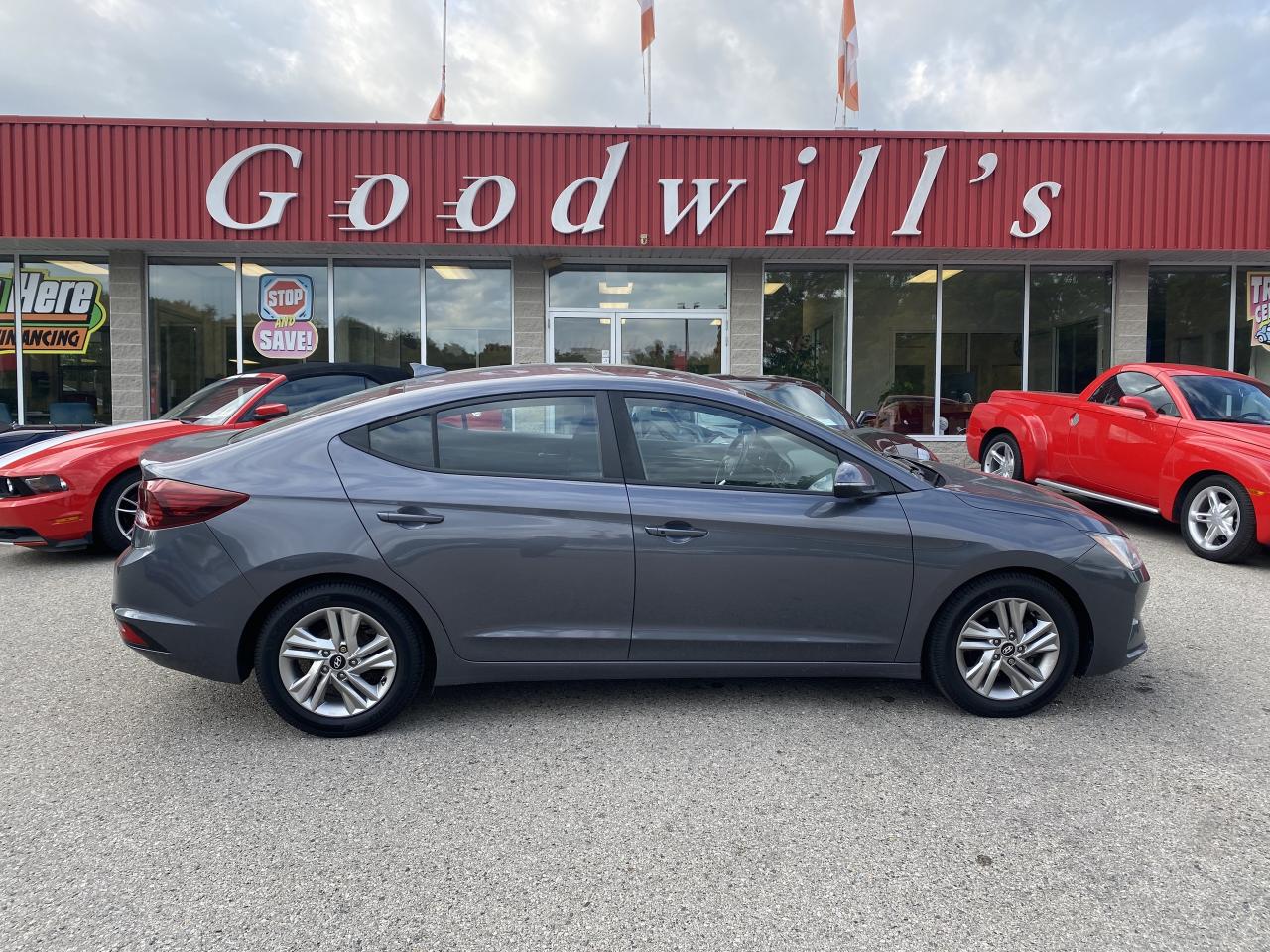 Used 2019 Hyundai Elantra PREFERRED, CLEAN CARFAX, SUNROOF, HEATED SEATS! for sale in London, ON
