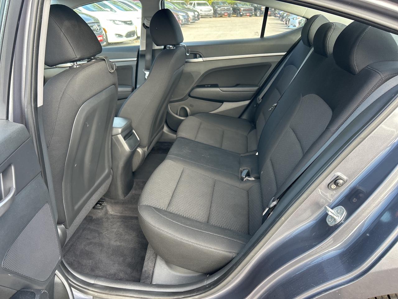 2019 Hyundai Elantra PREFERRED, CLEAN CARFAX, SUNROOF, HEATED SEATS! - Photo #15
