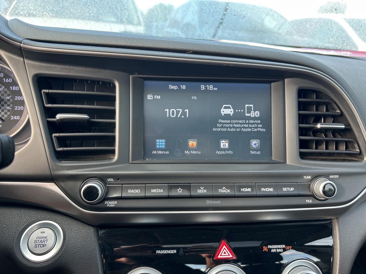 2019 Hyundai Elantra PREFERRED, CLEAN CARFAX, SUNROOF, HEATED SEATS! - Photo #20