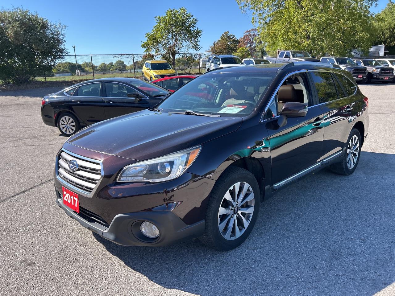 2017 Subaru Outback 3.6R TOURING, CLEAN CARFAX, HEATED LEATHER! - Photo #2