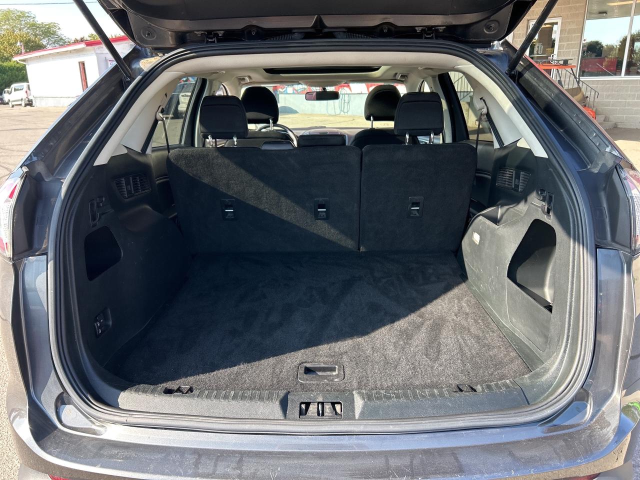 2018 Ford Edge SEL, ECO BOOST, CLEAN CARFAX, REMOTE START! - Photo #11