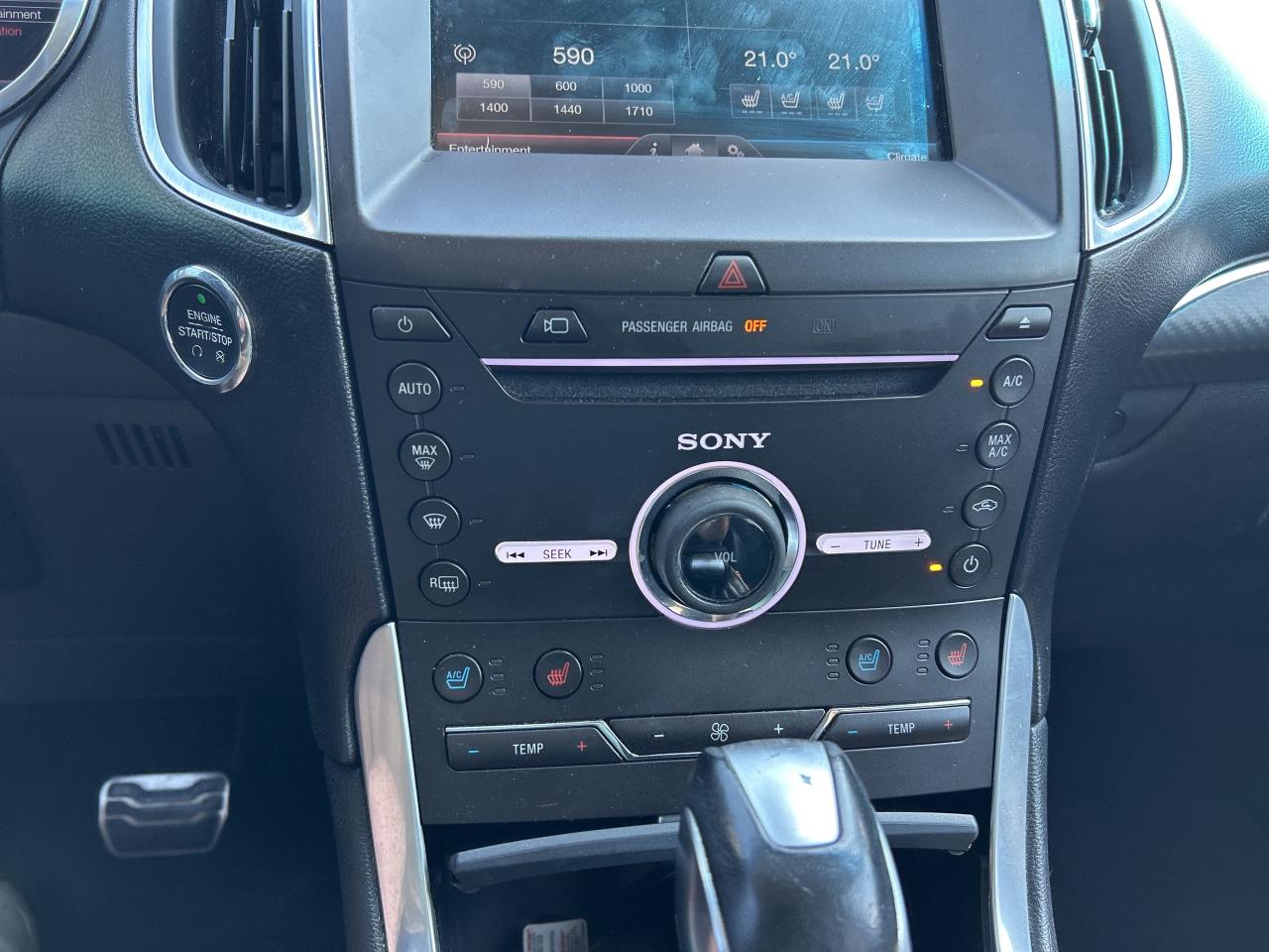 2015 Ford Edge SPORT, 2.7L ECO BOOST, AWD, HEATED/ COOLED SEATS! - Photo #21