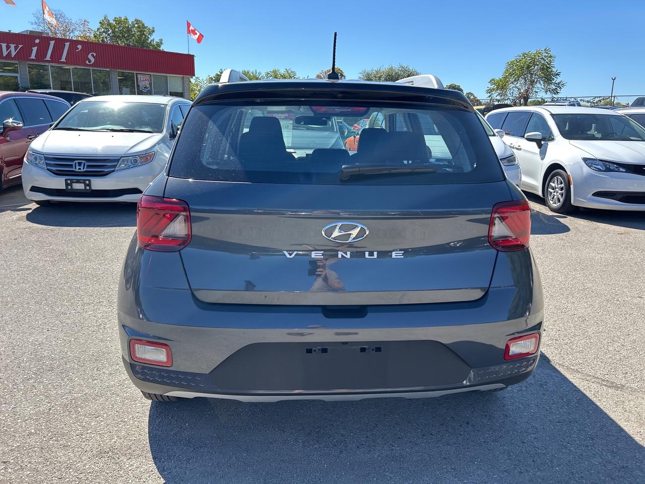2023 Hyundai Venue PREFERRED, CLEAN CARFAX, REMOTE START, BACK UP CAM - Photo #7