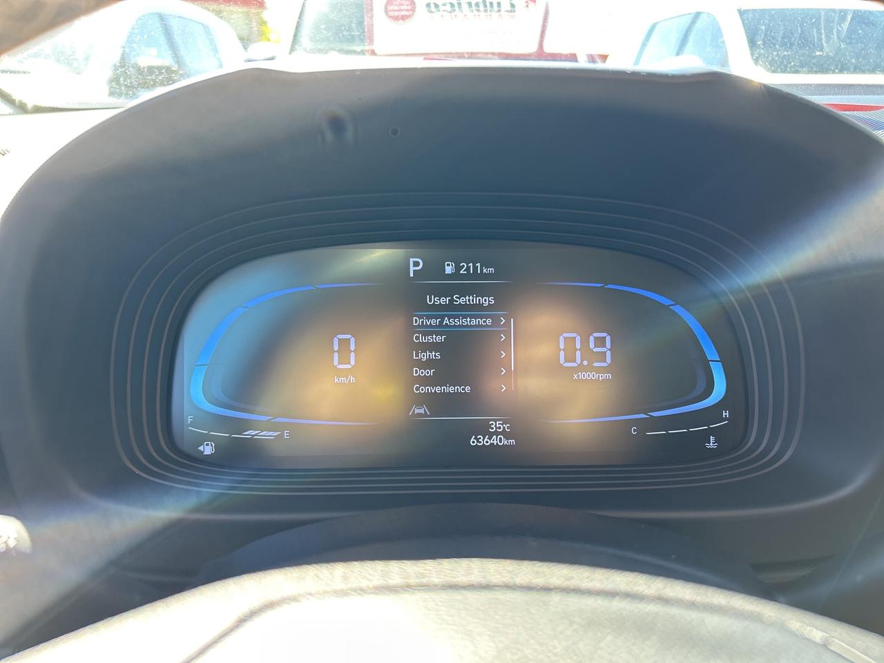 2023 Hyundai Venue PREFERRED, CLEAN CARFAX, REMOTE START, BACK UP CAM Photo