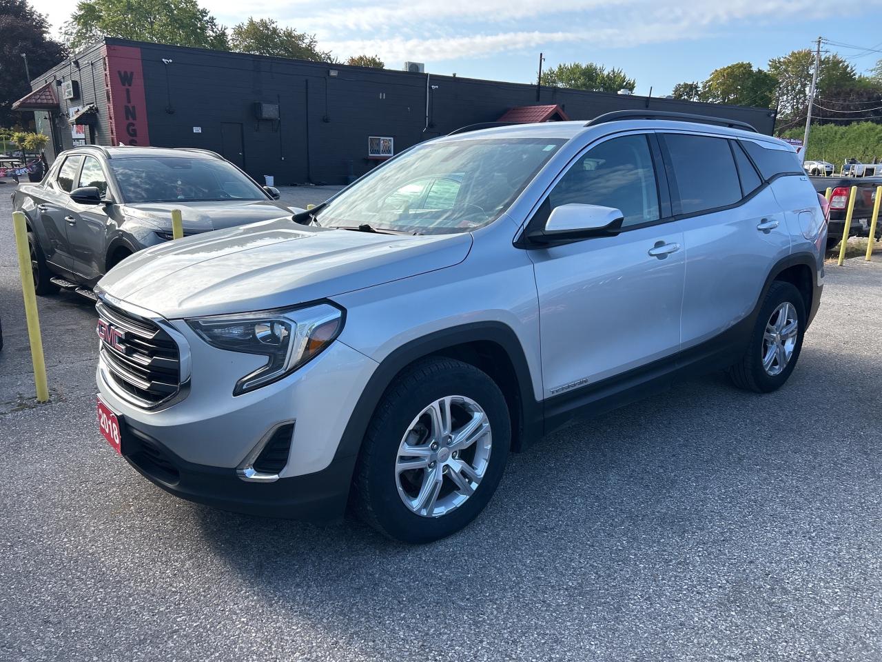 2018 GMC Terrain SLE, CLEAN CARFAX, HEATED SEATS, REMOTE START! - Photo #2