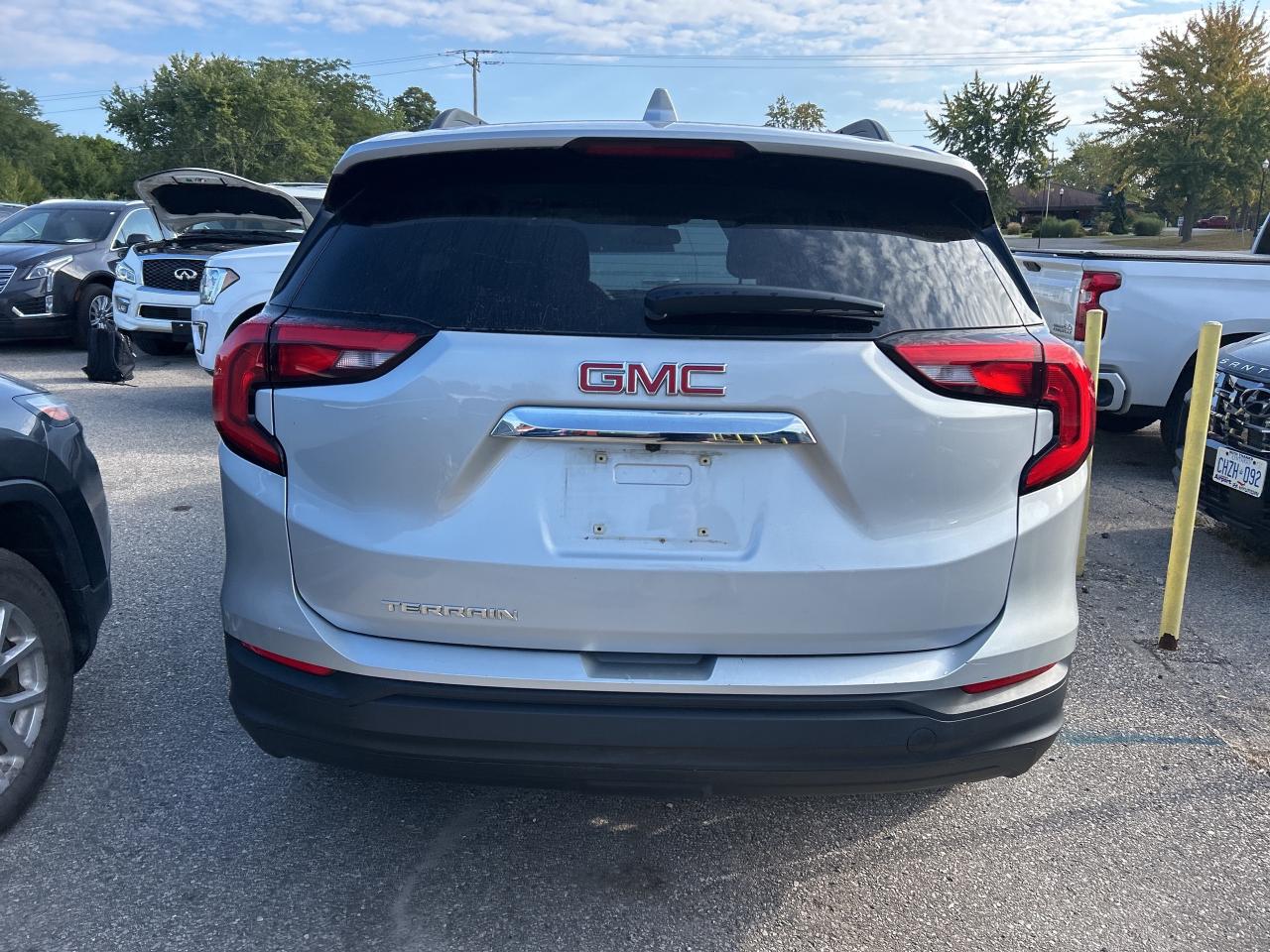 2018 GMC Terrain SLE, CLEAN CARFAX, HEATED SEATS, REMOTE START! - Photo #7