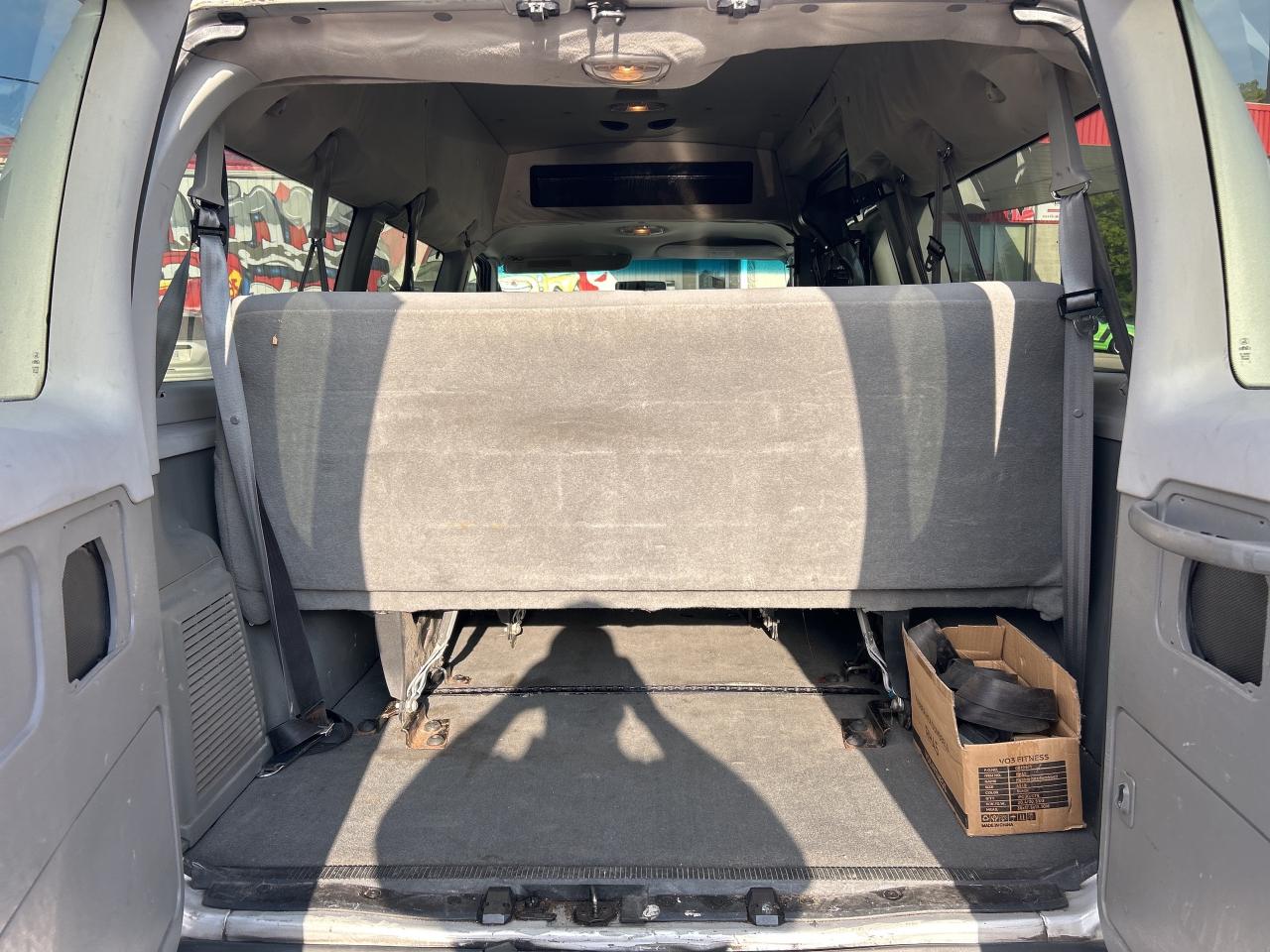 2006 Ford Econoline AS IS, WHEEL CHAIR LIFT, SIDE LOADING - Photo #18