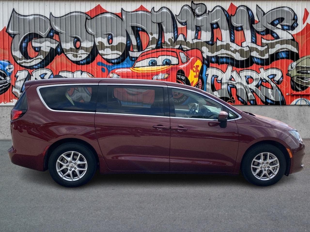 Used 2022 Dodge Grand Caravan SXT, CLEAN CARFAX, POWER DOORS, REMOTE START! for sale in London, ON