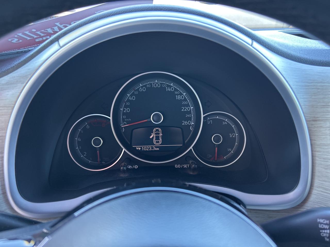 2018 Volkswagen Beetle Convertible TRENDLINE, AUTO, BACK UP CAM, BLINDSPOT MONITORS! - Photo #16