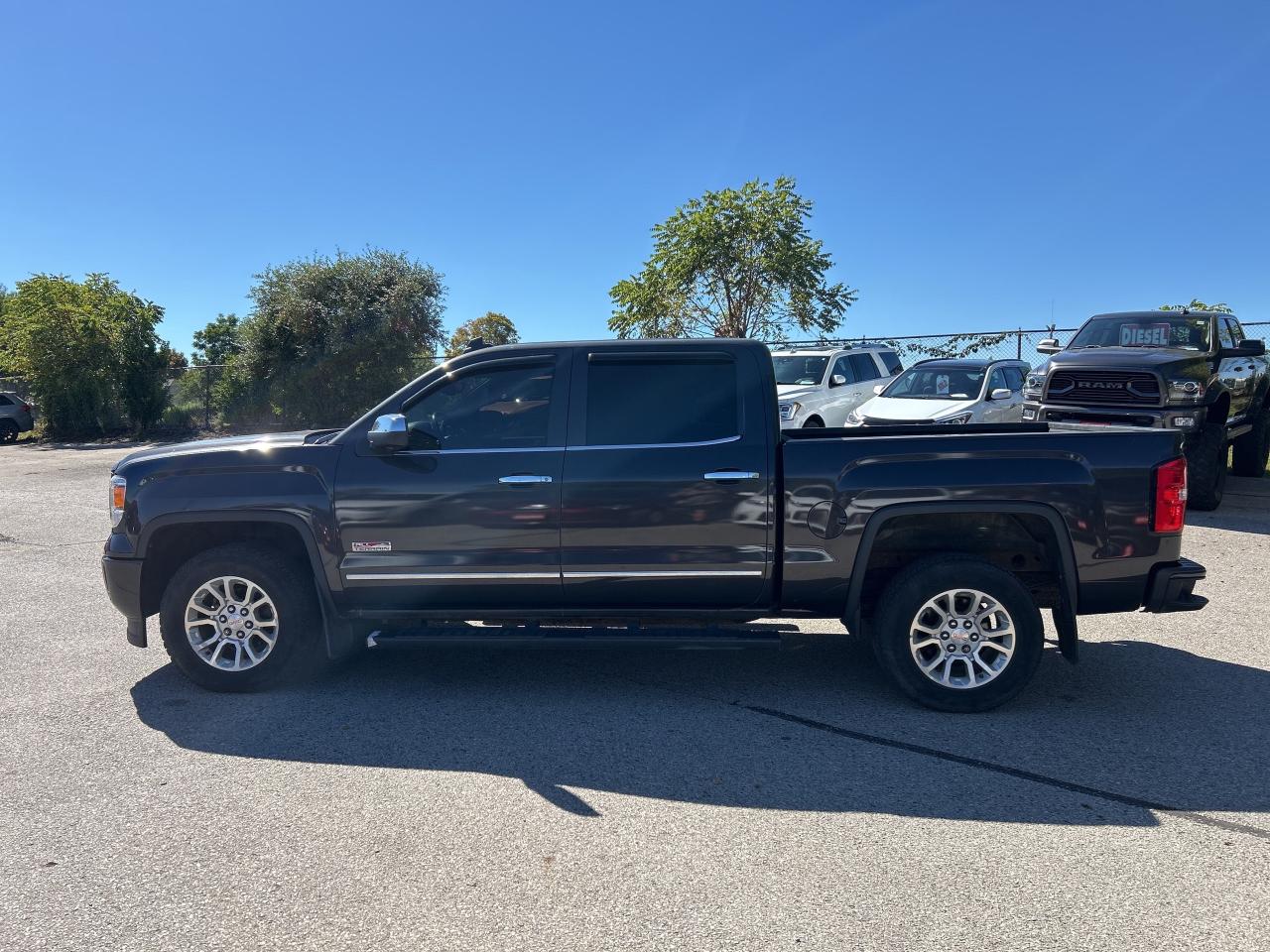 2015 GMC Sierra 1500 SLE, 4X4, HEATED SEATS, REMOTE START, BACK UP CAM! - Photo #9