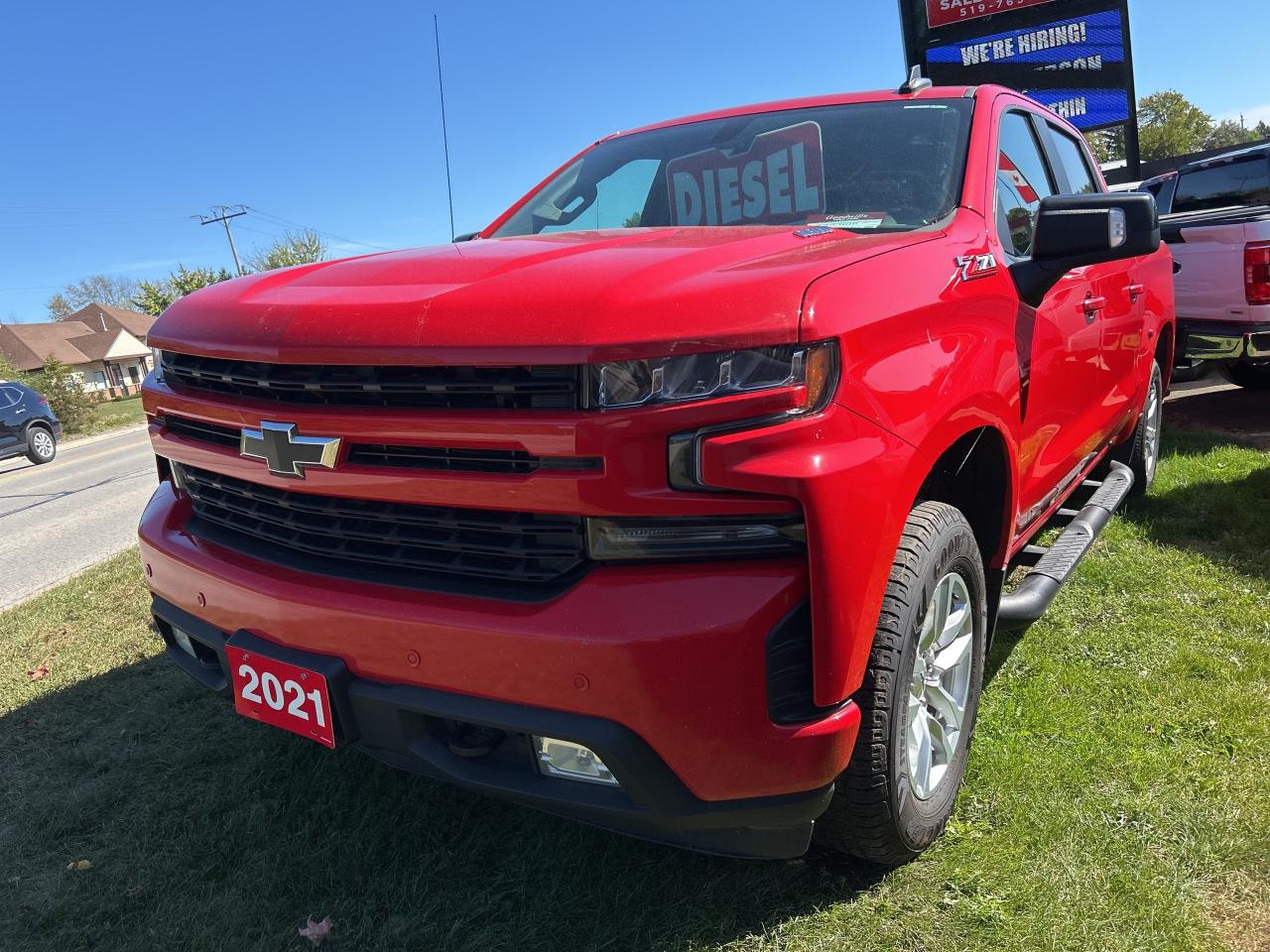 2021 Chevrolet Silverado 1500 DURAMAX Z71, DIESEL, BACK UP CAMERA! - Photo #2