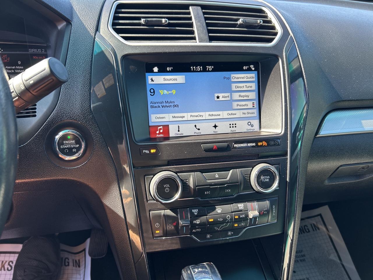 2017 Ford Explorer XLT, 6 PASSENGER, REMOTE START, BACK UP CAMERA! - Photo #19