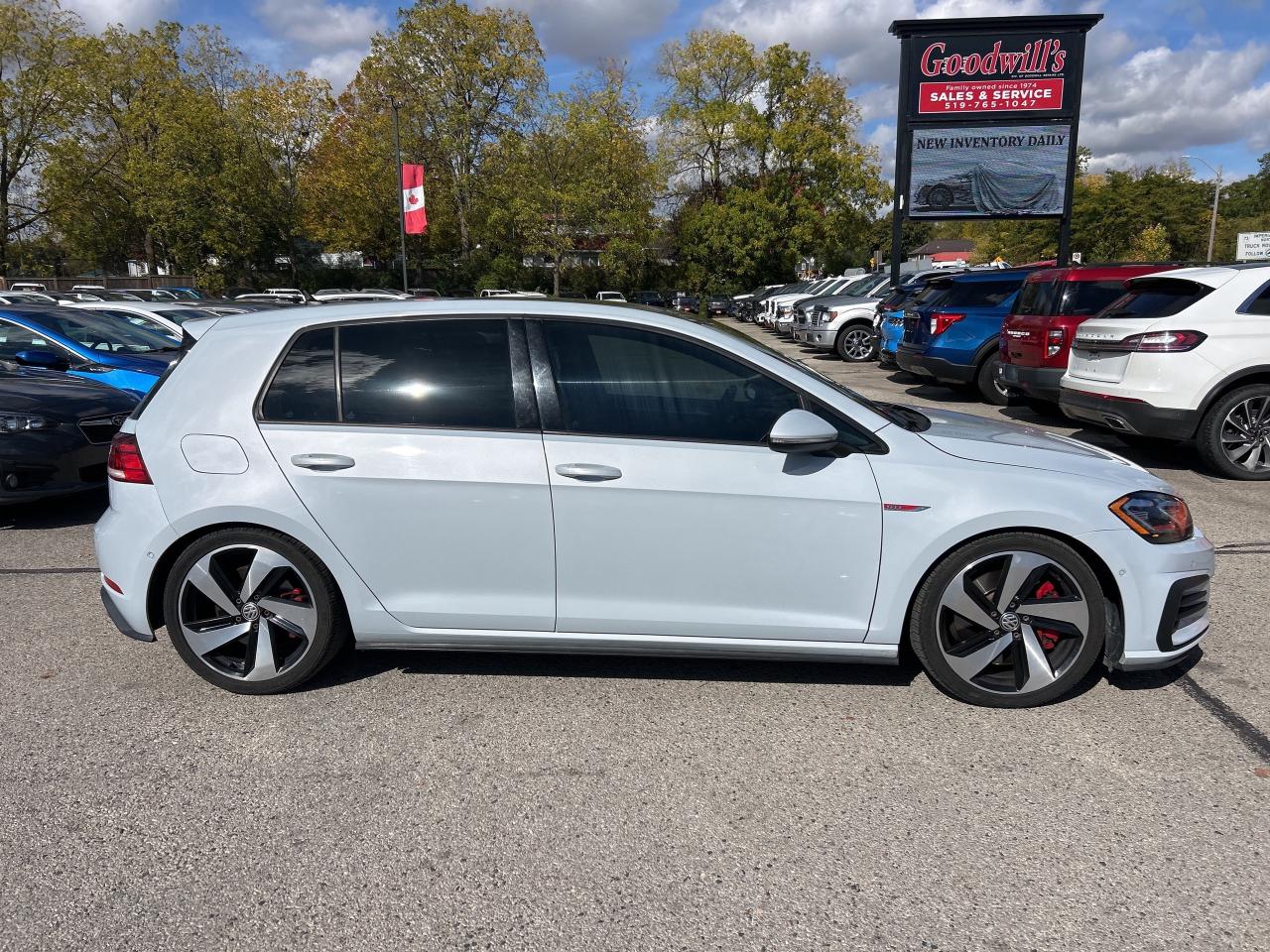 2018 Volkswagen Golf GTI AUTOBAHN, 6 SPEED MANUAL, HEATED LEATHER - Photo #5