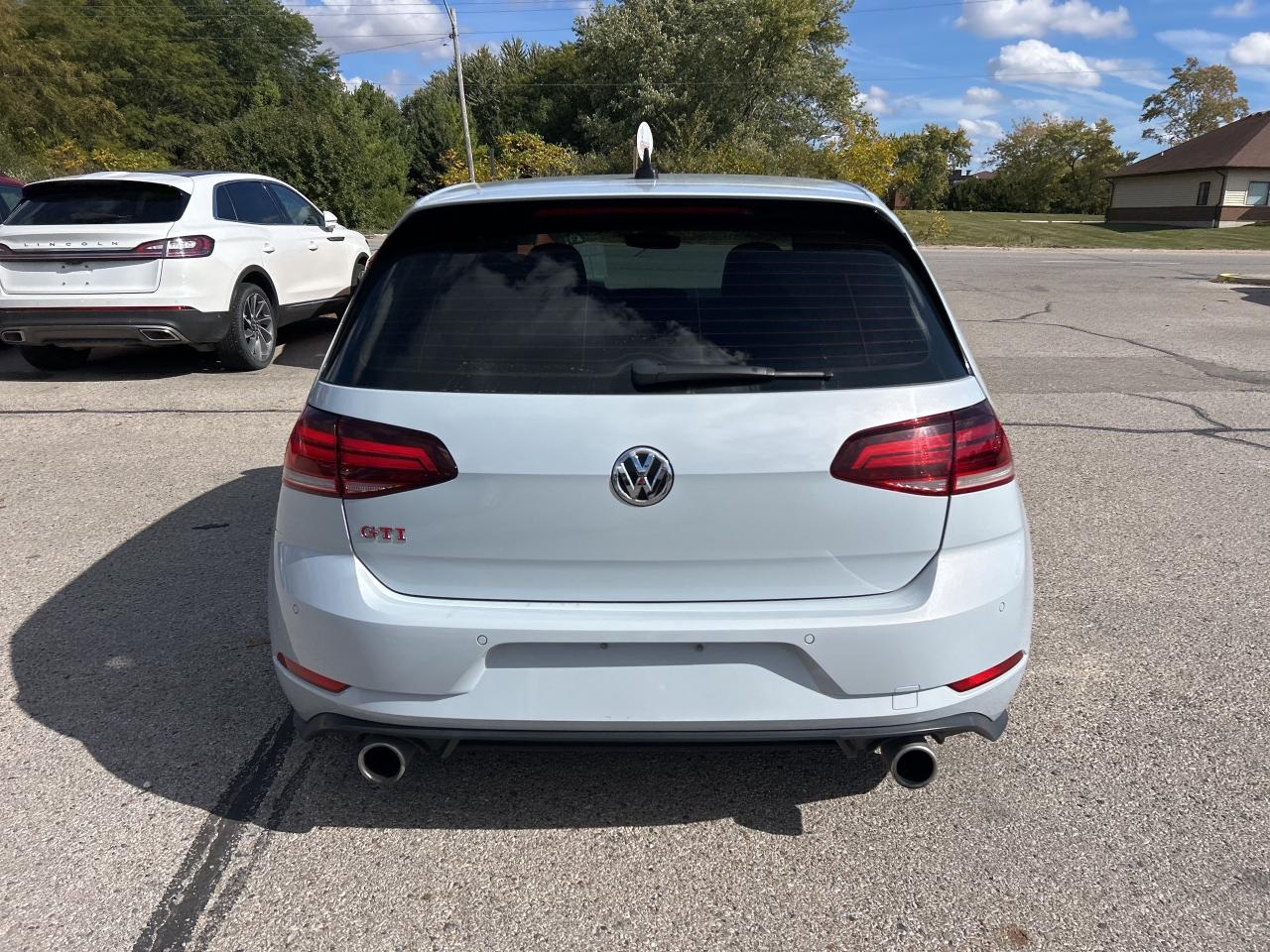 2018 Volkswagen Golf GTI AUTOBAHN, 6 SPEED MANUAL, HEATED LEATHER - Photo #7