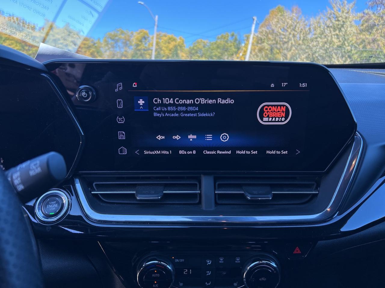 2024 Chevrolet Trax RS, CLEAN CARFAX, REMOTE START, SUNROOF, LEATHER! - Photo #17