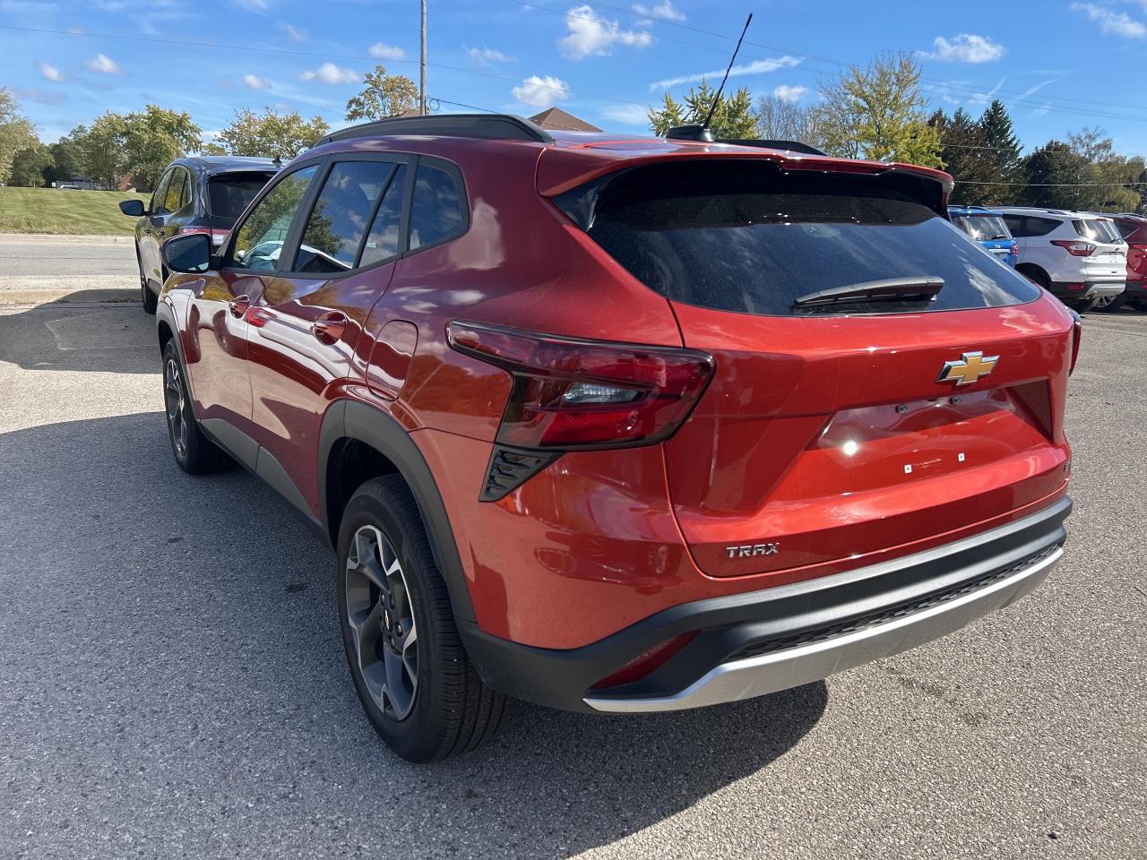 2024 Chevrolet Trax LT, SUNROOF, LOW KMS, REMOTE START, BACK UP CAMERA - Photo #8