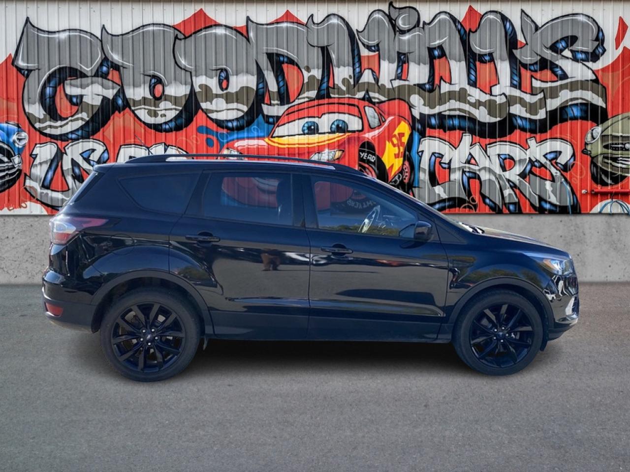 Used 2017 Ford Escape SE, AWD, HEATED CLOTH, BACK UP CAMERA! for sale in London, ON