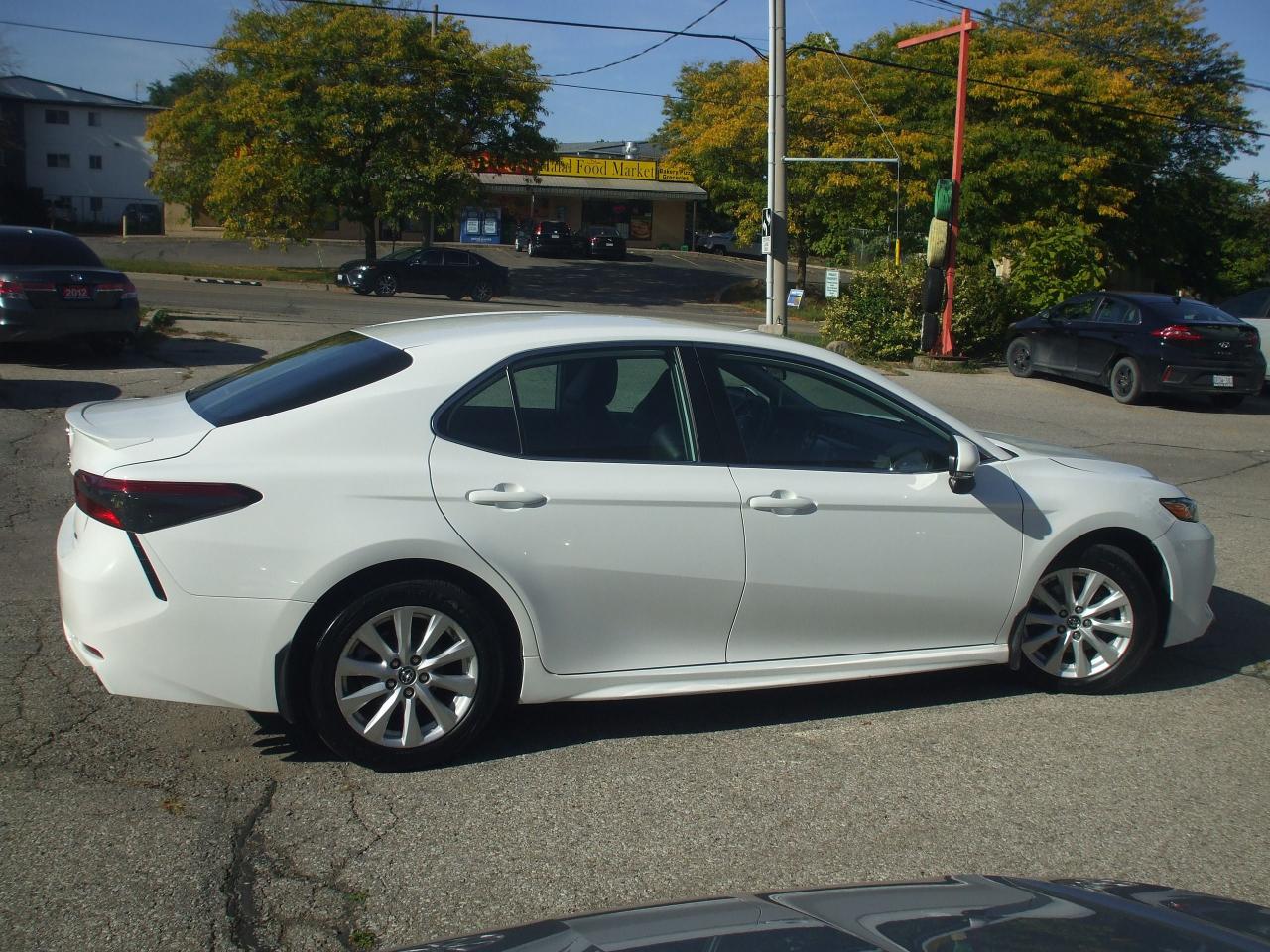 2020 Toyota Camry SE,Auto,New Tires & Brakes,Certified,Clean Carfax - Photo #6
