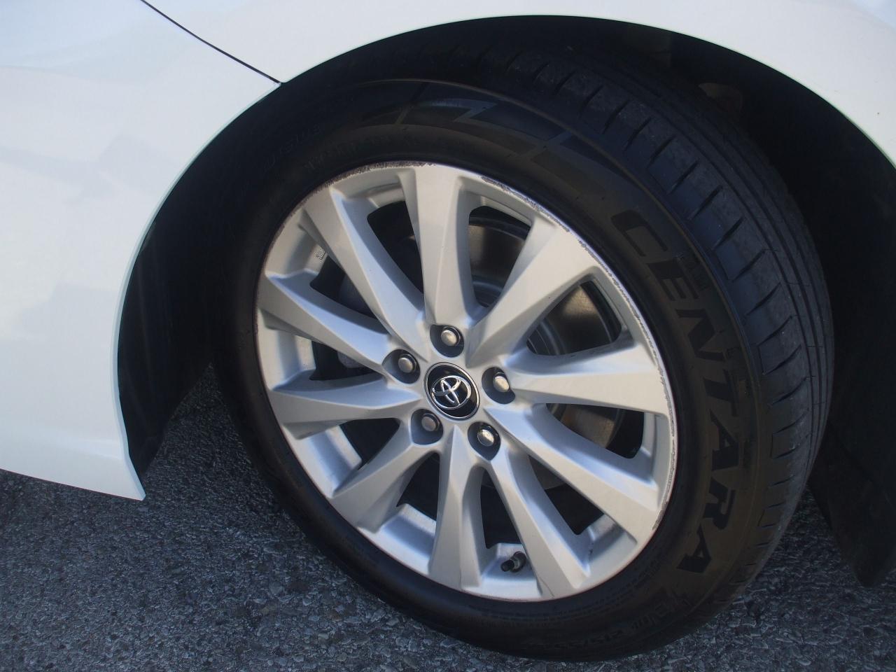 2020 Toyota Camry SE,Auto,New Tires & Brakes,Certified,Clean Carfax - Photo #24