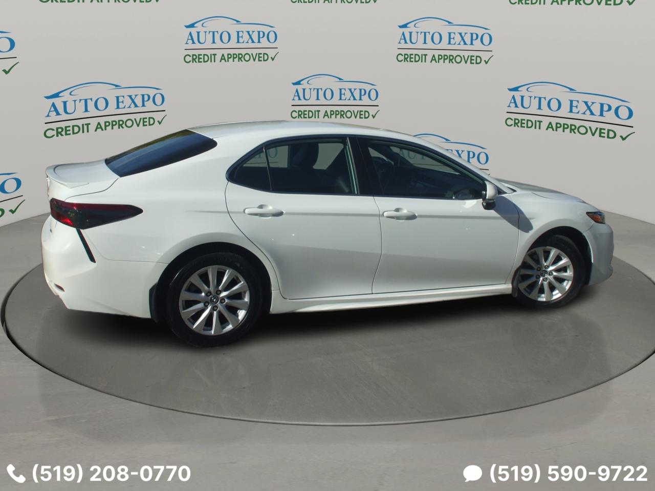 2020 Toyota Camry SE,Auto,New Tires & Brakes,Certified,Clean Carfax - Photo #6