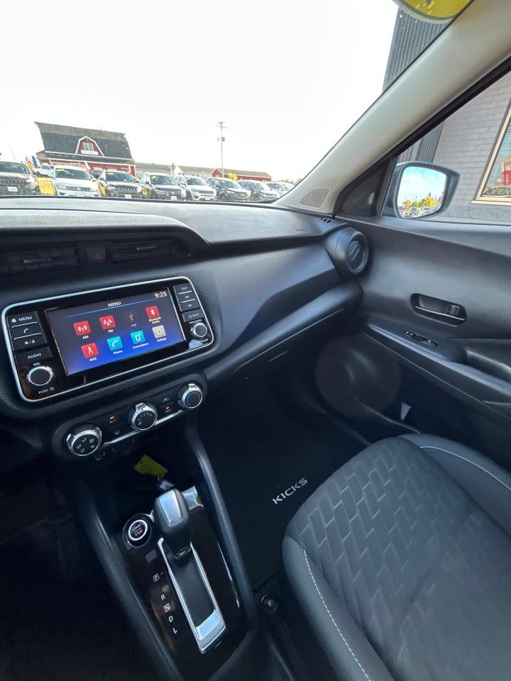 2021 Nissan Kicks S - Photo #10
