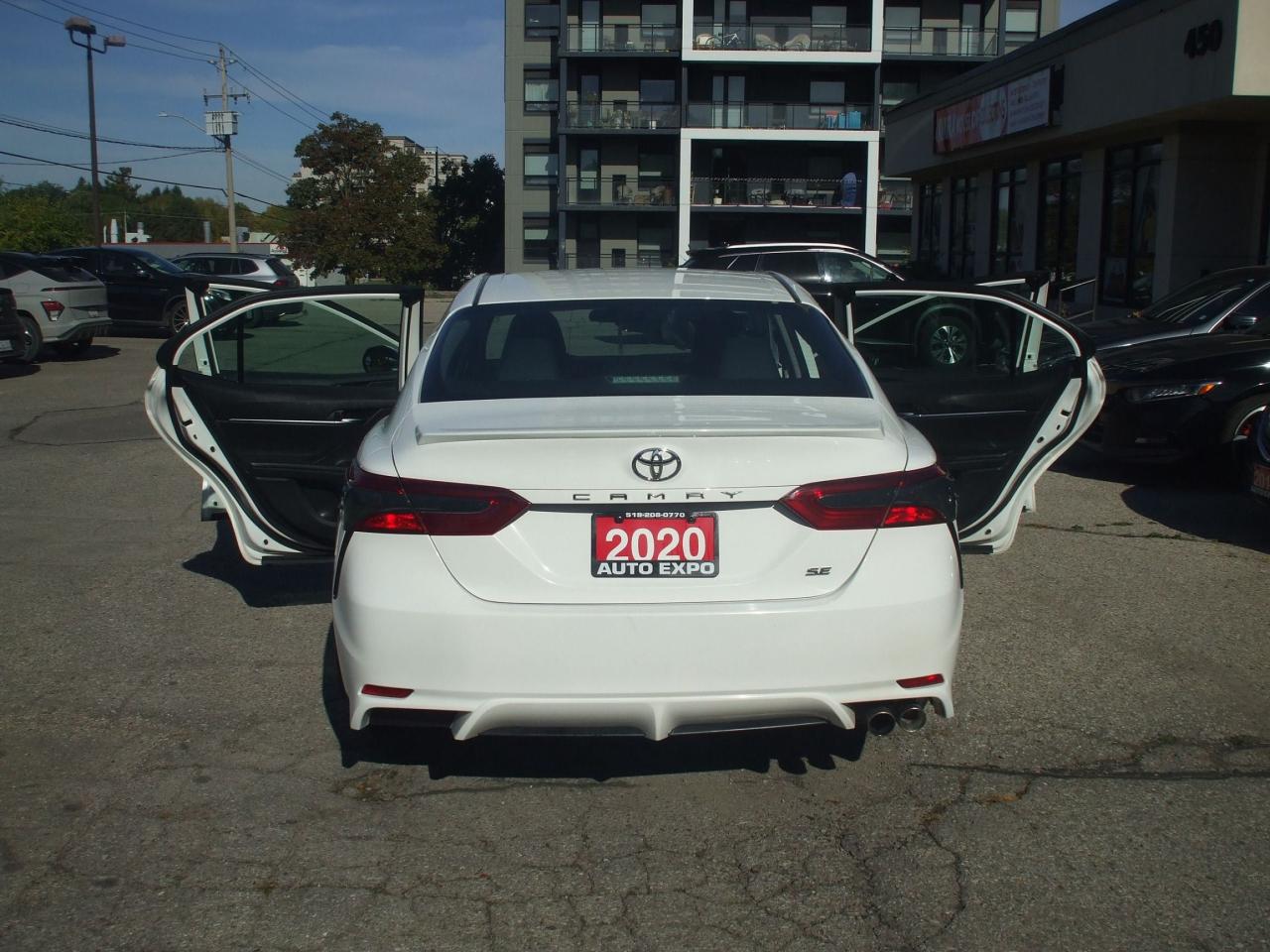 2020 Toyota Camry SE,Auto,New Tires & Brakes,Certified,Clean Carfax