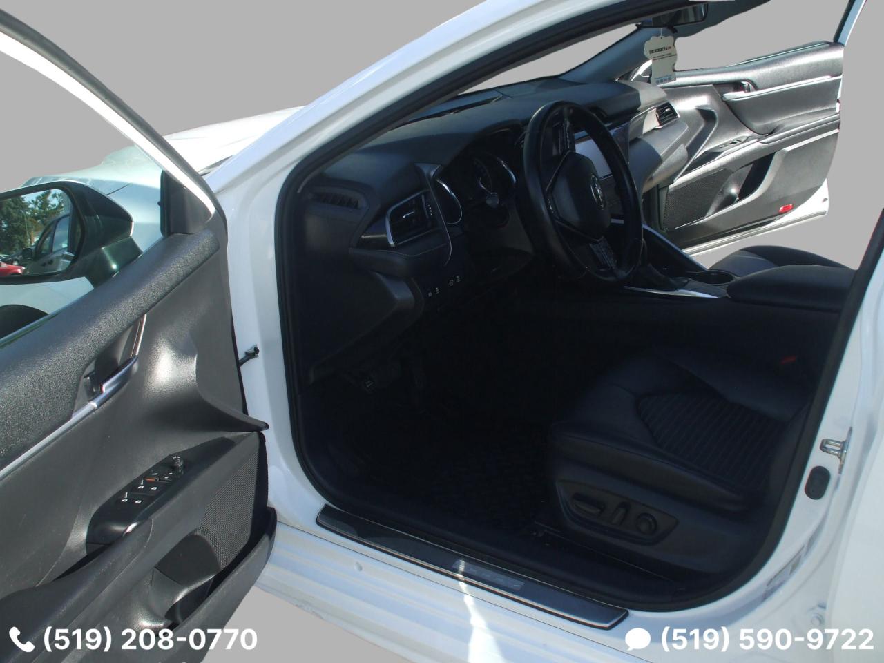 2020 Toyota Camry SE,Auto,New Tires & Brakes,Certified,Clean Carfax