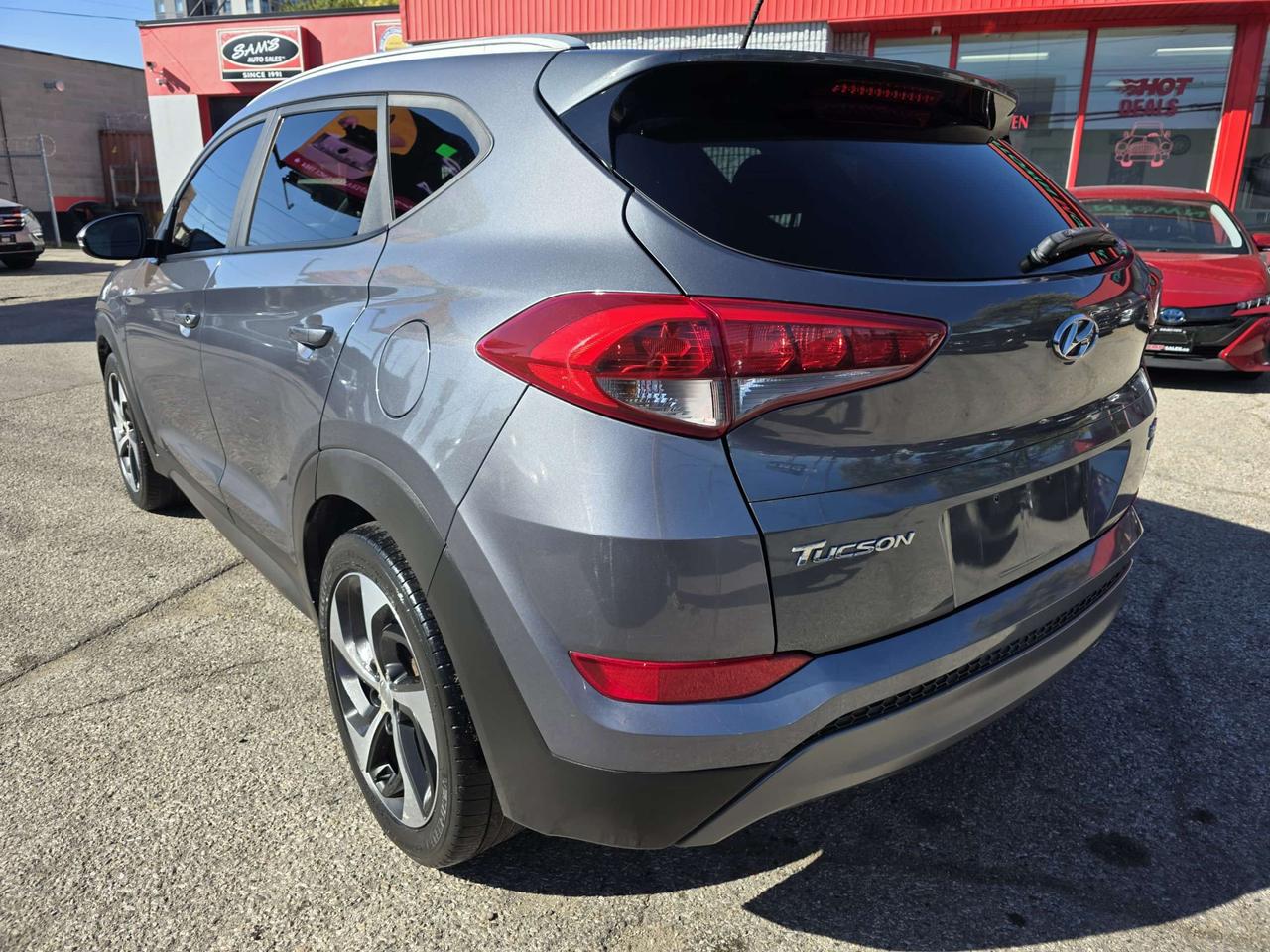 2016 Hyundai Tucson AWD 1.6L Photo3