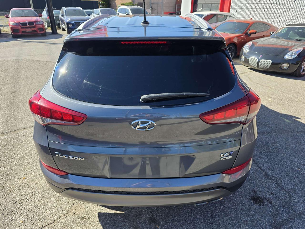 2016 Hyundai Tucson AWD 1.6L Photo4