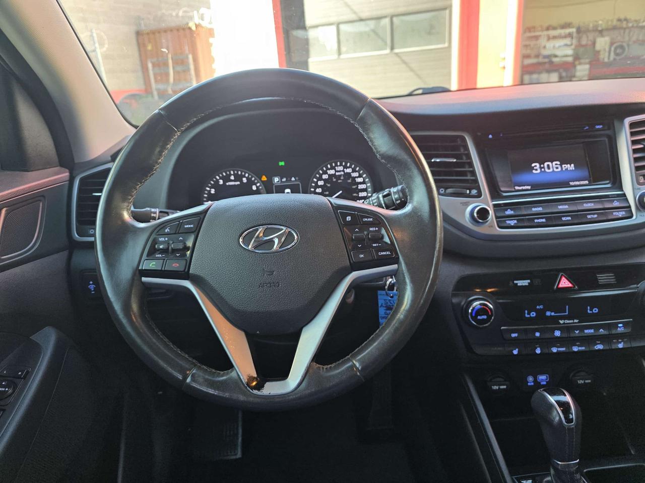2016 Hyundai Tucson AWD 1.6L Photo