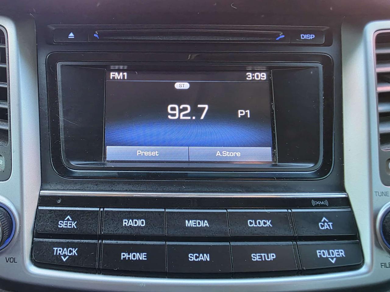 2016 Hyundai Tucson AWD 1.6L Photo