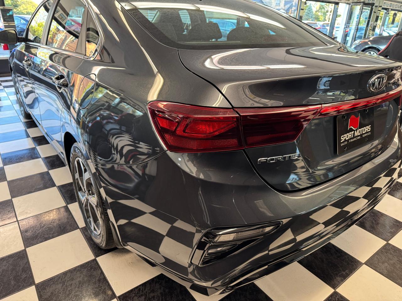 2020 Kia Forte EX+Lane Keep+Blind Spot+ApplePlay+CLEAN CARFAX Photo95