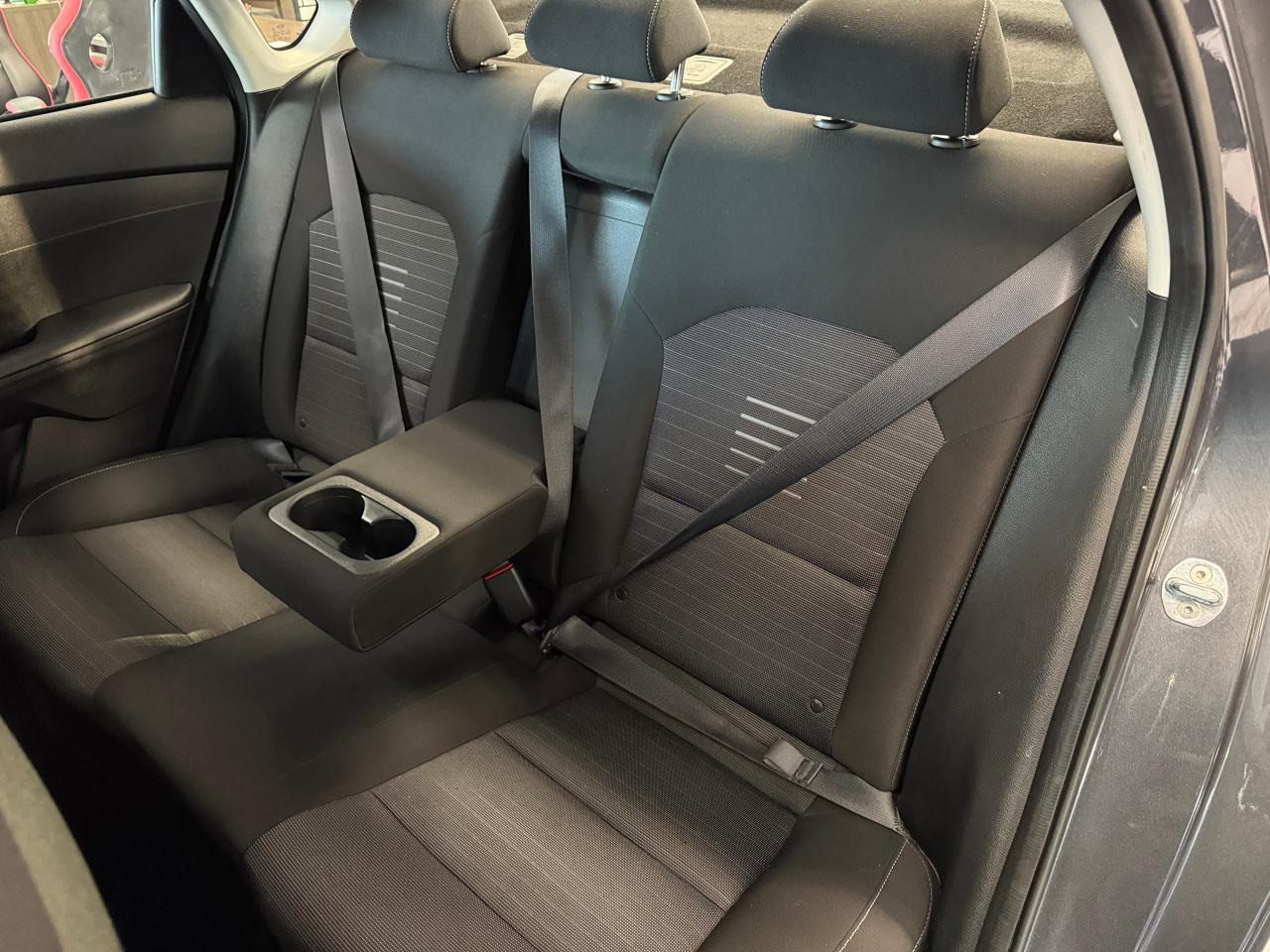 2020 Kia Forte EX+Lane Keep+Blind Spot+ApplePlay+CLEAN CARFAX Photo25