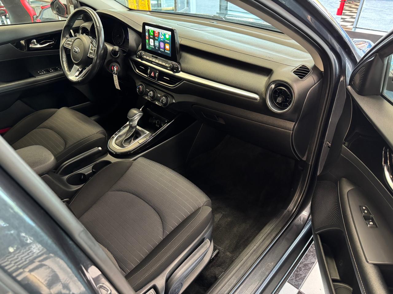 2020 Kia Forte EX+Lane Keep+Blind Spot+ApplePlay+CLEAN CARFAX Photo21
