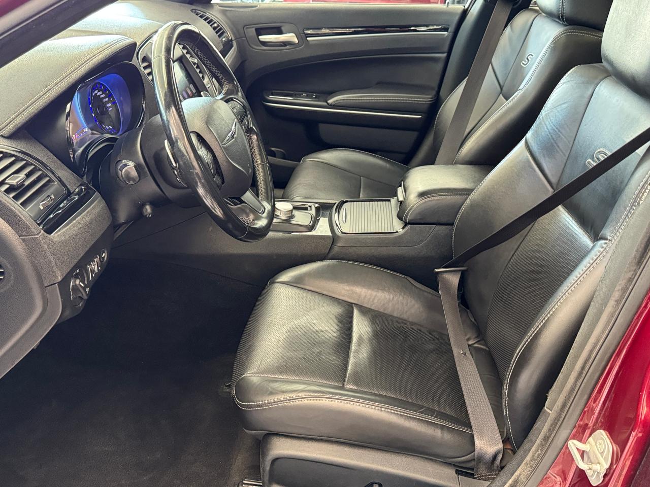 2019 Chrysler 300 300S+New Brakes+Roof+Adaptive Cruise+CLEAN CARFAX Photo83