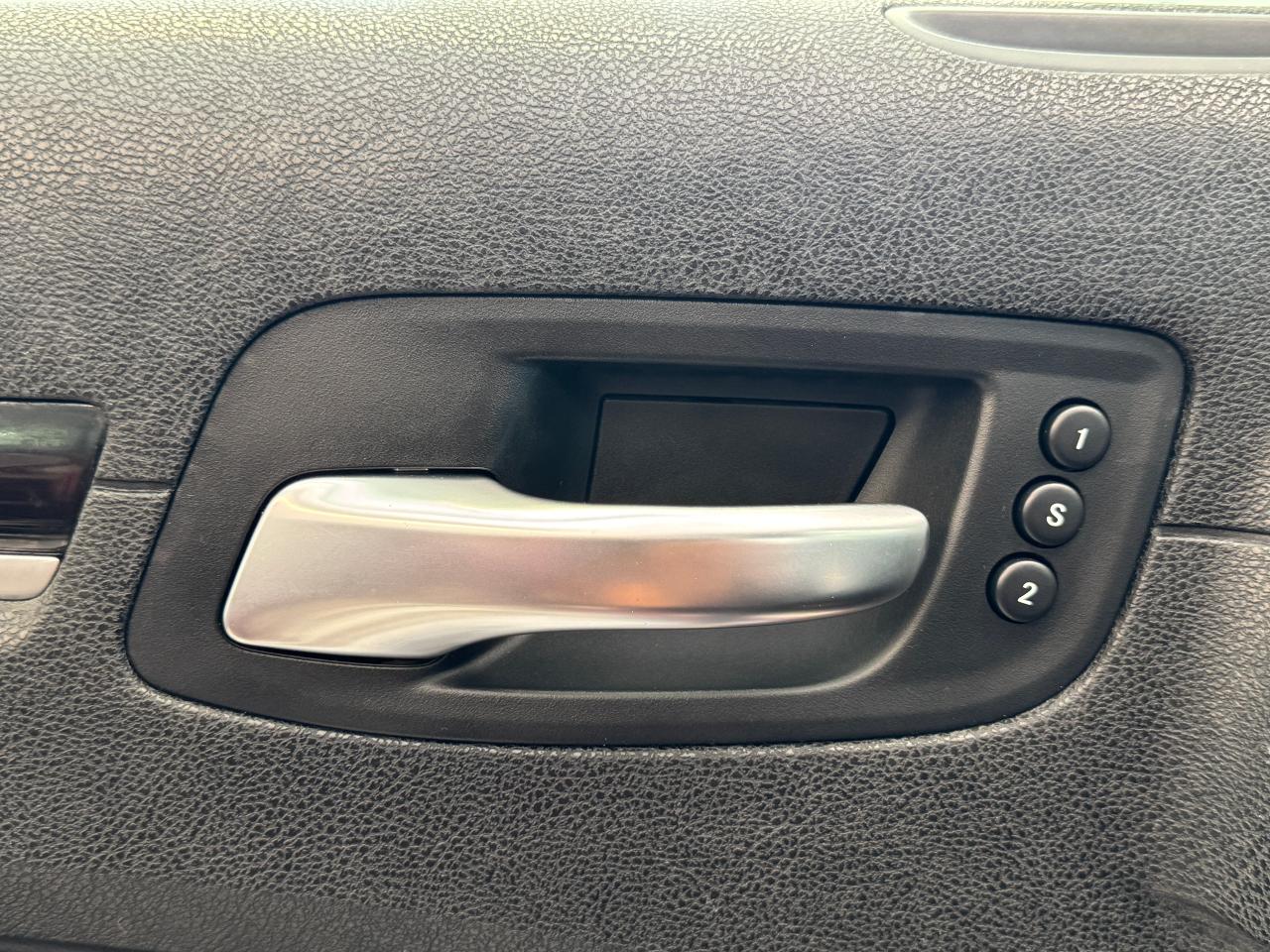 2019 Chrysler 300 300S+New Brakes+Roof+Adaptive Cruise+CLEAN CARFAX Photo