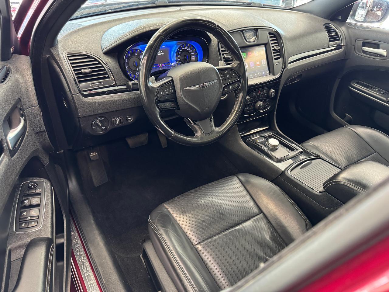 2019 Chrysler 300 300S+New Brakes+Roof+Adaptive Cruise+CLEAN CARFAX Photo21