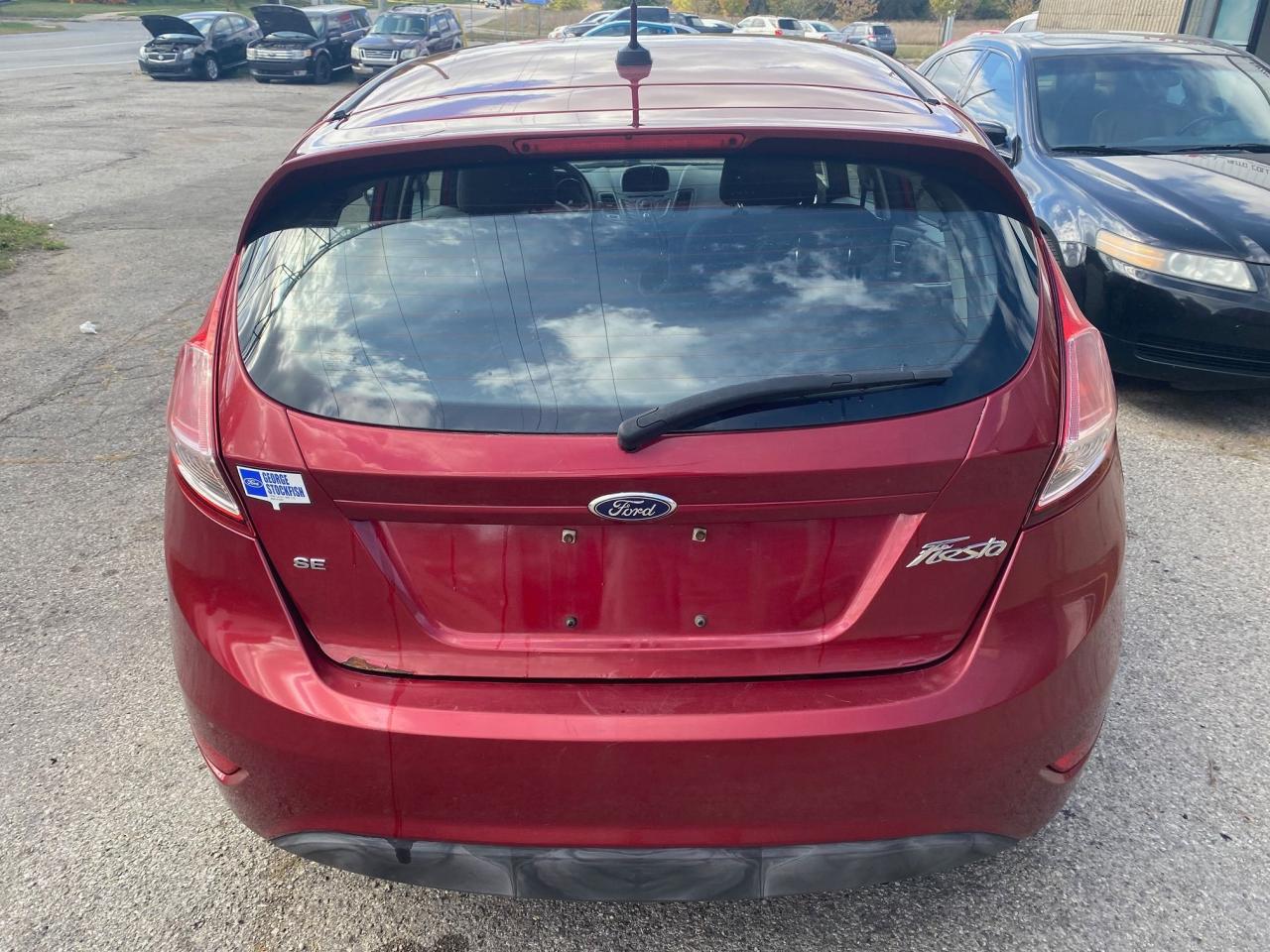 2015 Ford Fiesta 5dr HB SE - Photo #10